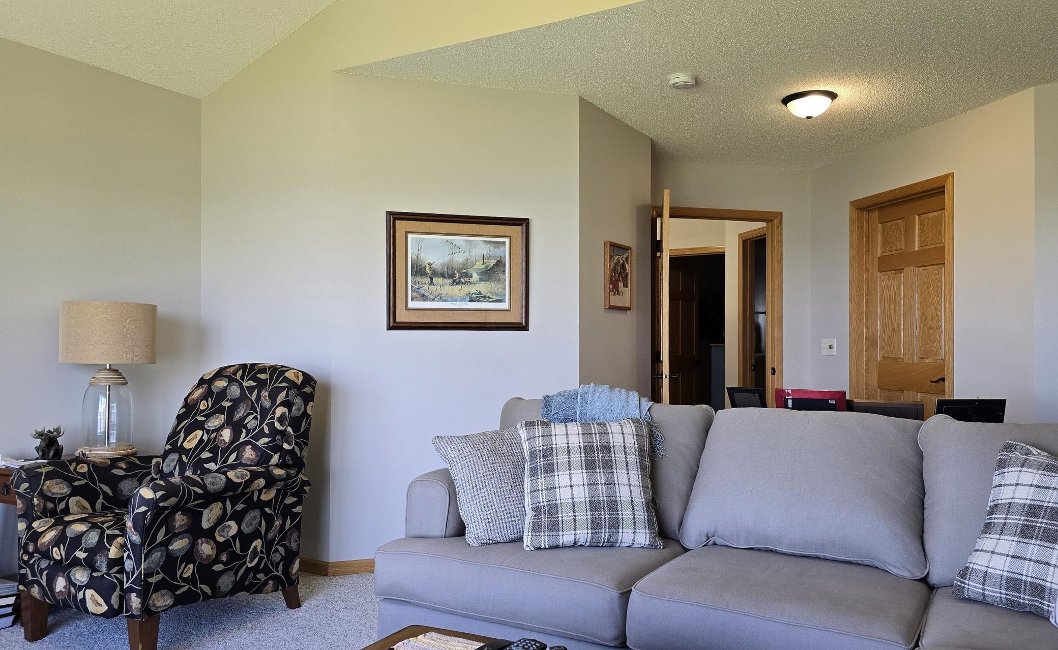2001 townhouse for sale at 4524 Birchmont Drive NE in Bemidji, MN — 3 bed, 3 bath (photo 27 of 37)