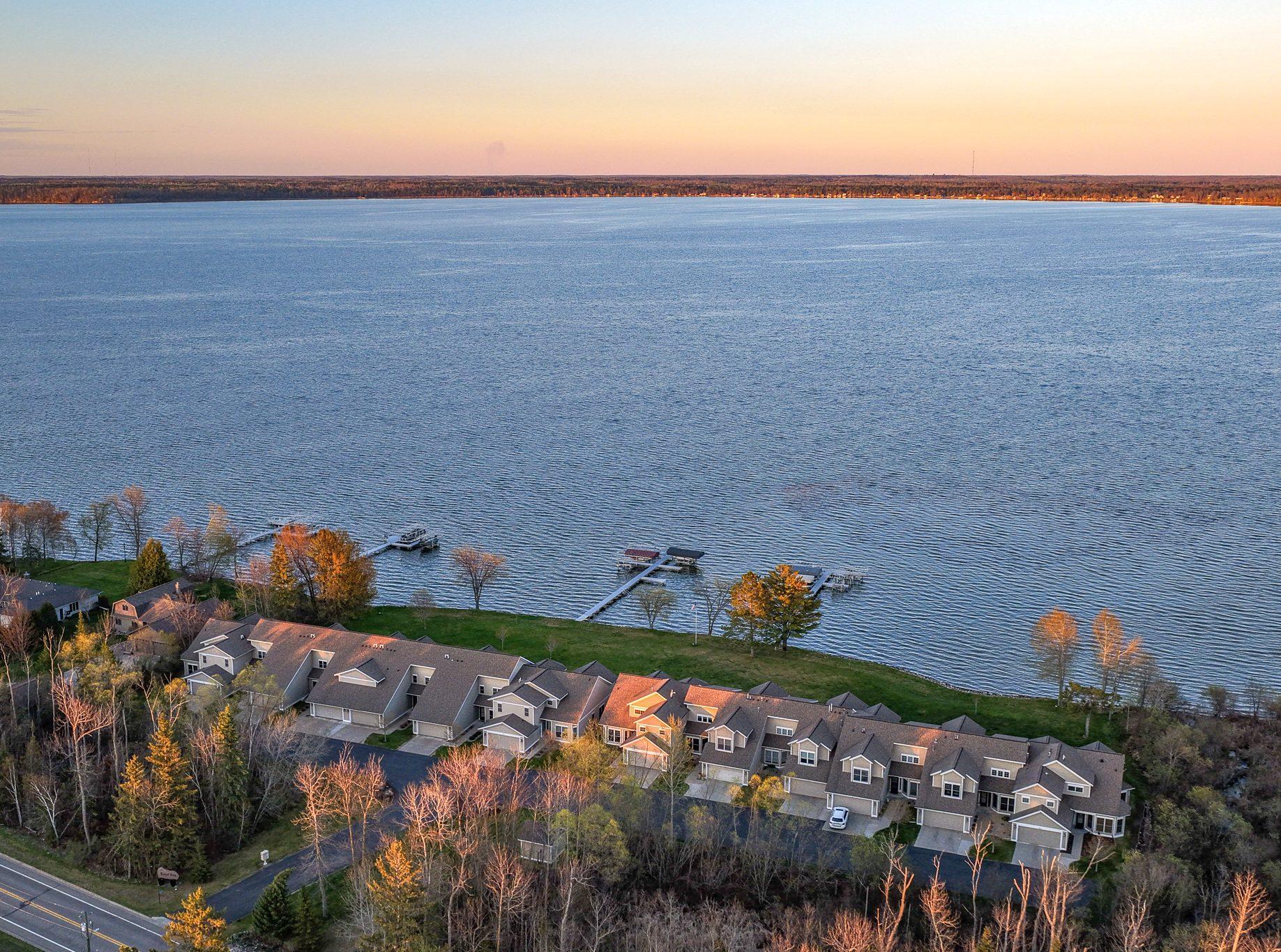 2001 townhouse for sale at 4524 Birchmont Drive NE in Bemidji, MN — 3 bed, 3 bath (photo 36 of 37)