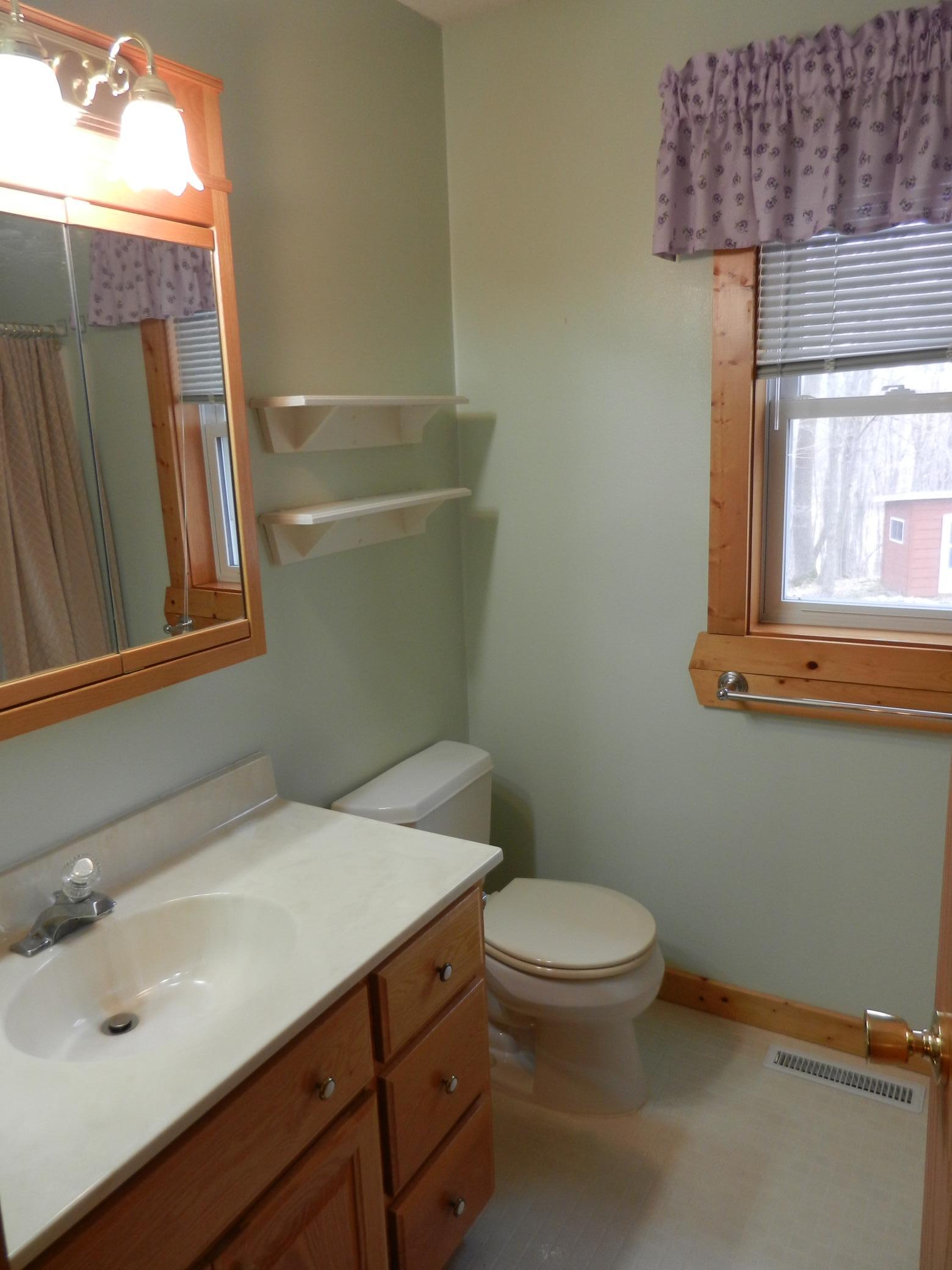 1996 single family home for sale at 46885 260th Avenue in Vergas, MN — 3 bed, 2 bath (photo 13 of 41)