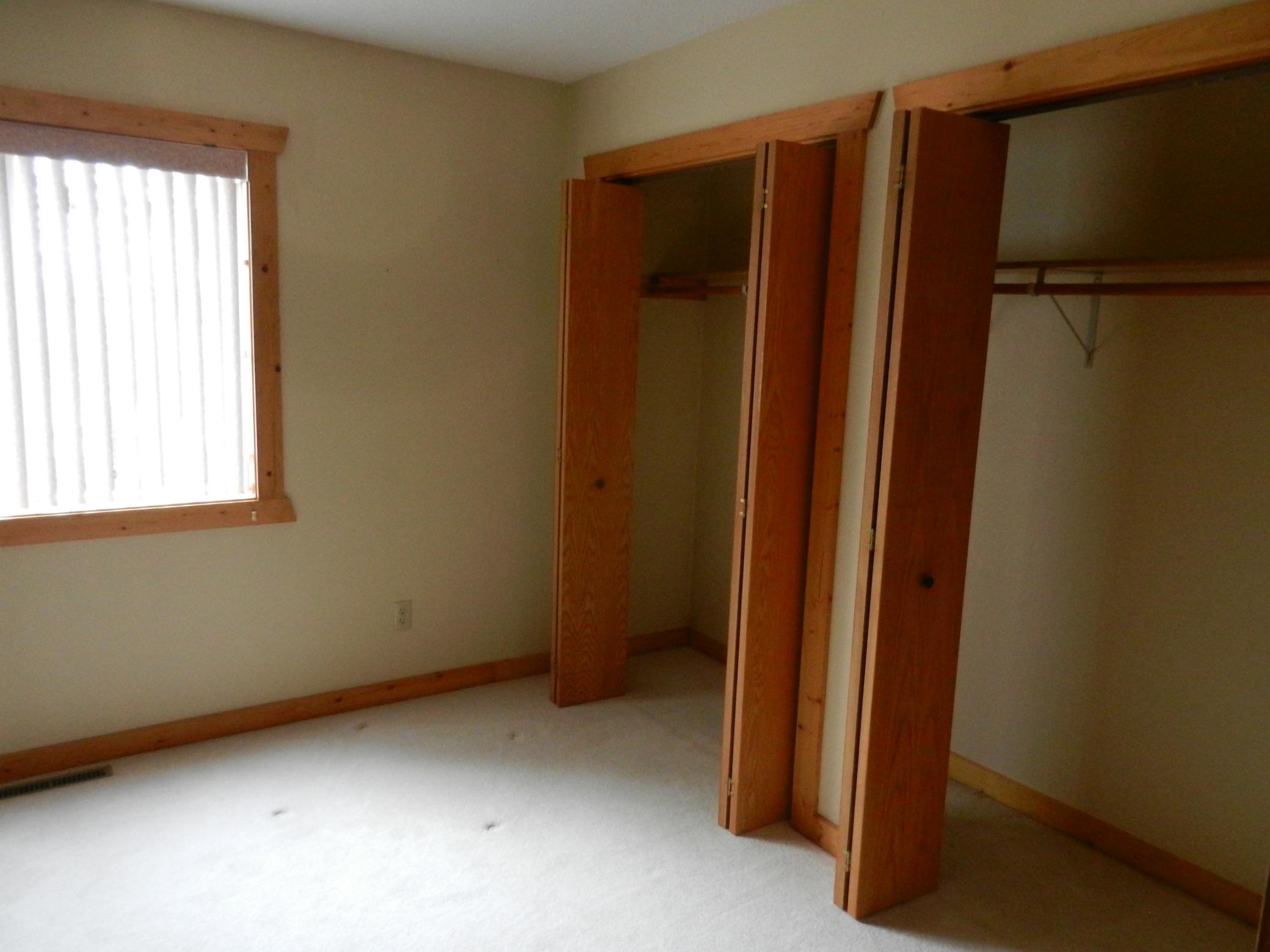 1996 single family home for sale at 46885 260th Avenue in Vergas, MN — 3 bed, 2 bath (photo 16 of 41)