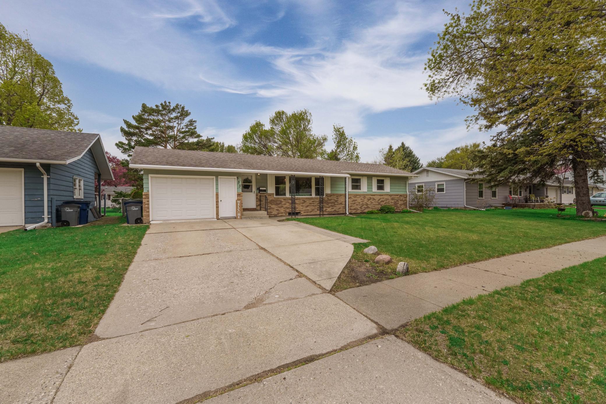 533 Maple Lane, Moorhead MN 56560 - Photo 2 of 28