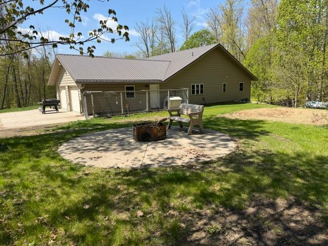 2009 single family home for sale at 48990 County Highway 17 in Vergas, MN — 4 bed, 3 bath (photo 28 of 36)