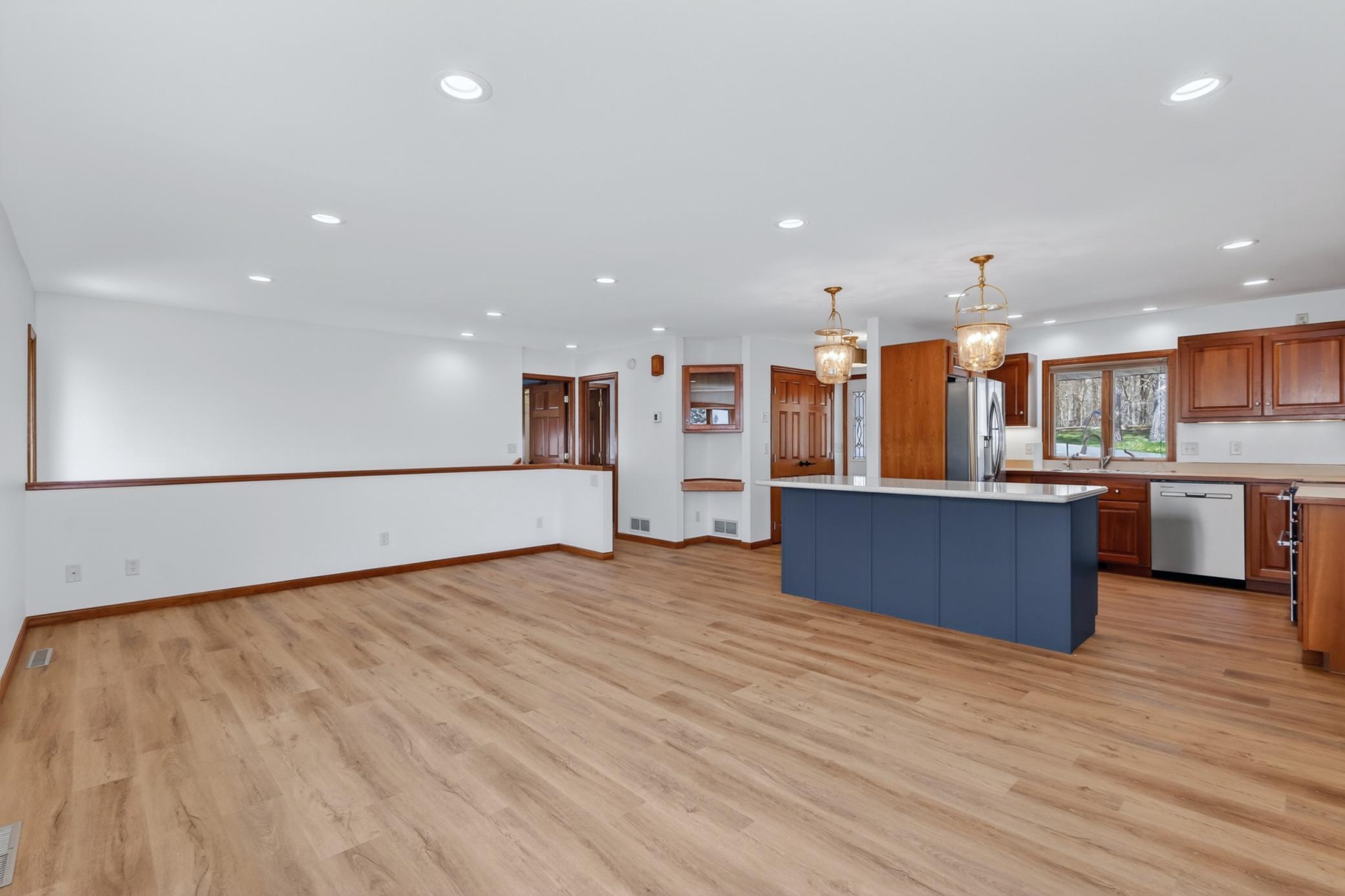 1957 single family home for sale at 32139 Sunny Beach Road in Grand Rapids, MN — 4 bed, 2 bath (photo 15 of 86)
