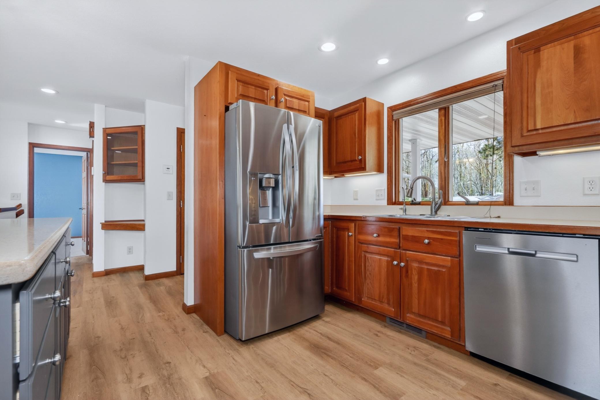 1957 single family home for sale at 32139 Sunny Beach Road in Grand Rapids, MN — 4 bed, 2 bath (photo 19 of 86)