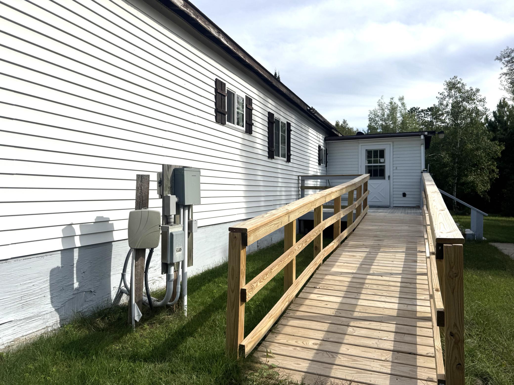 1972 single family home for sale at 41142 County Road 336 in Bovey, MN — 2 bed, 1 bath (photo 27 of 29)