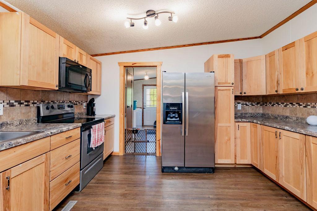 416 Ridge Crest Drive, Pelican Rapids MN 56572 - Photo 19 of 48