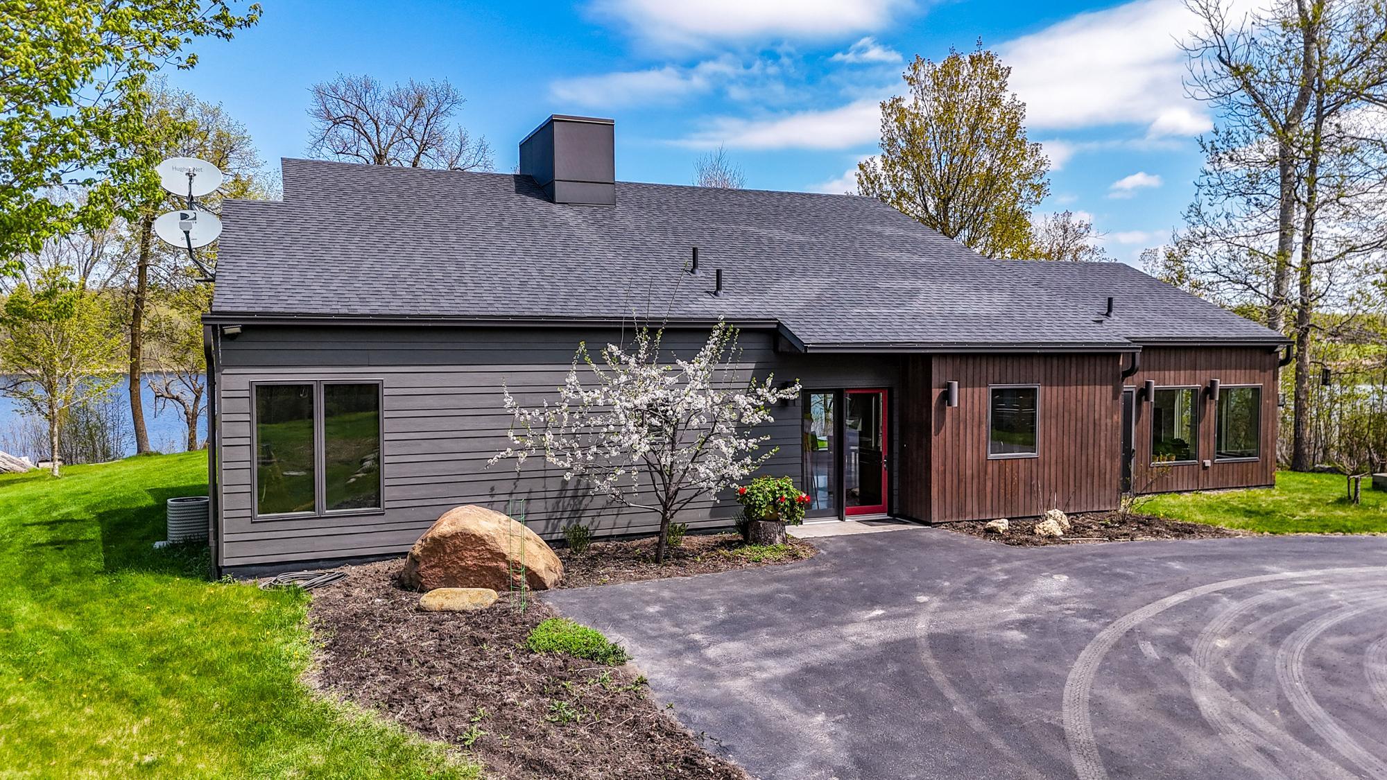 2015 single family home for sale at 27314 County Road 110 in Callaway, MN — 2 bed, 1 bath (photo 2 of 43)