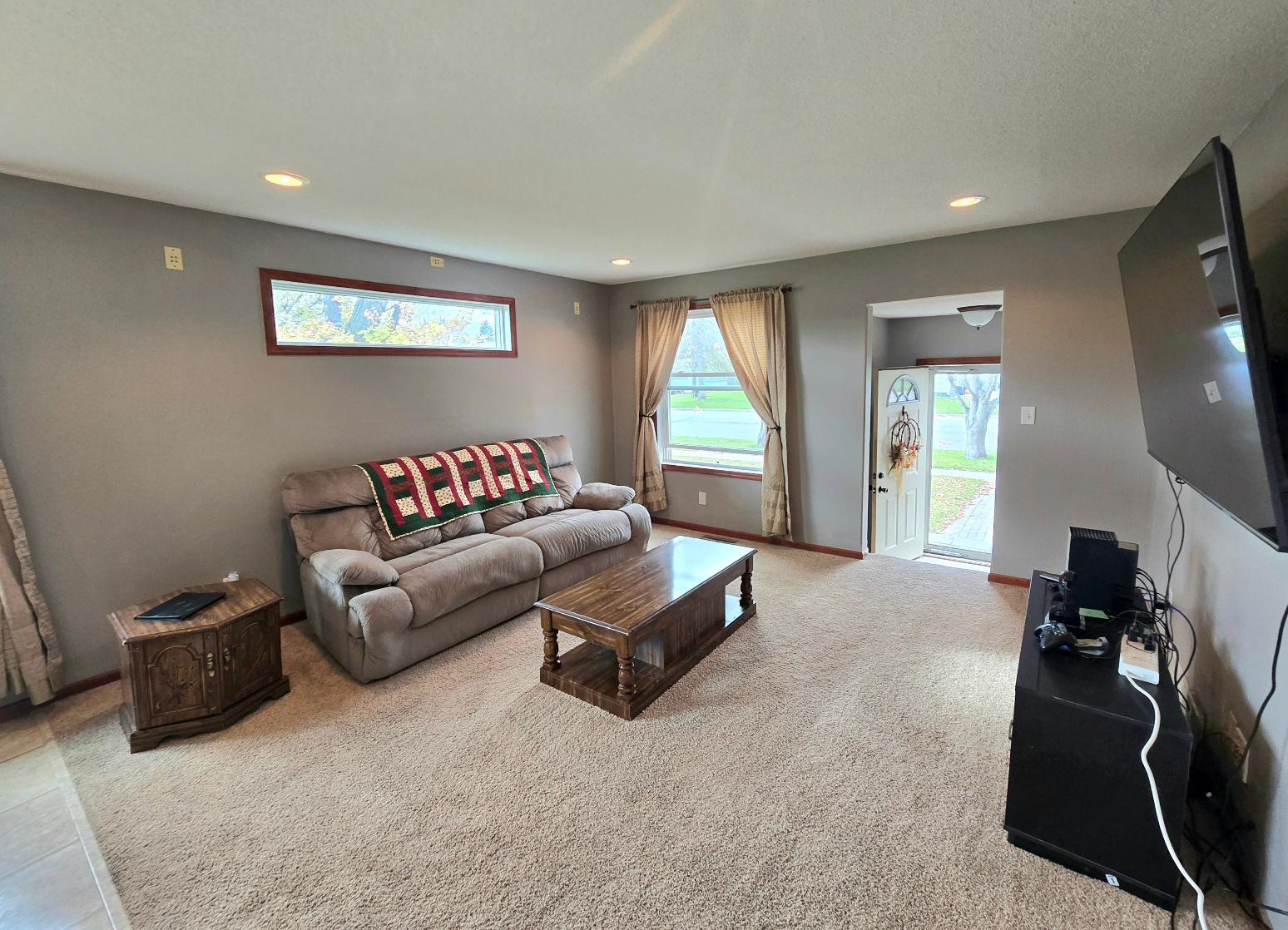 337 2nd Avenue E, Halstad MN 56548 - Photo 4 of 38