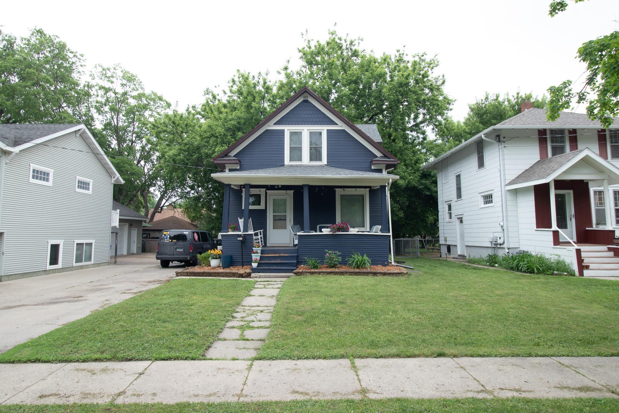 1035 12th Street N, Fargo ND 58102 - Photo 2 of 18
