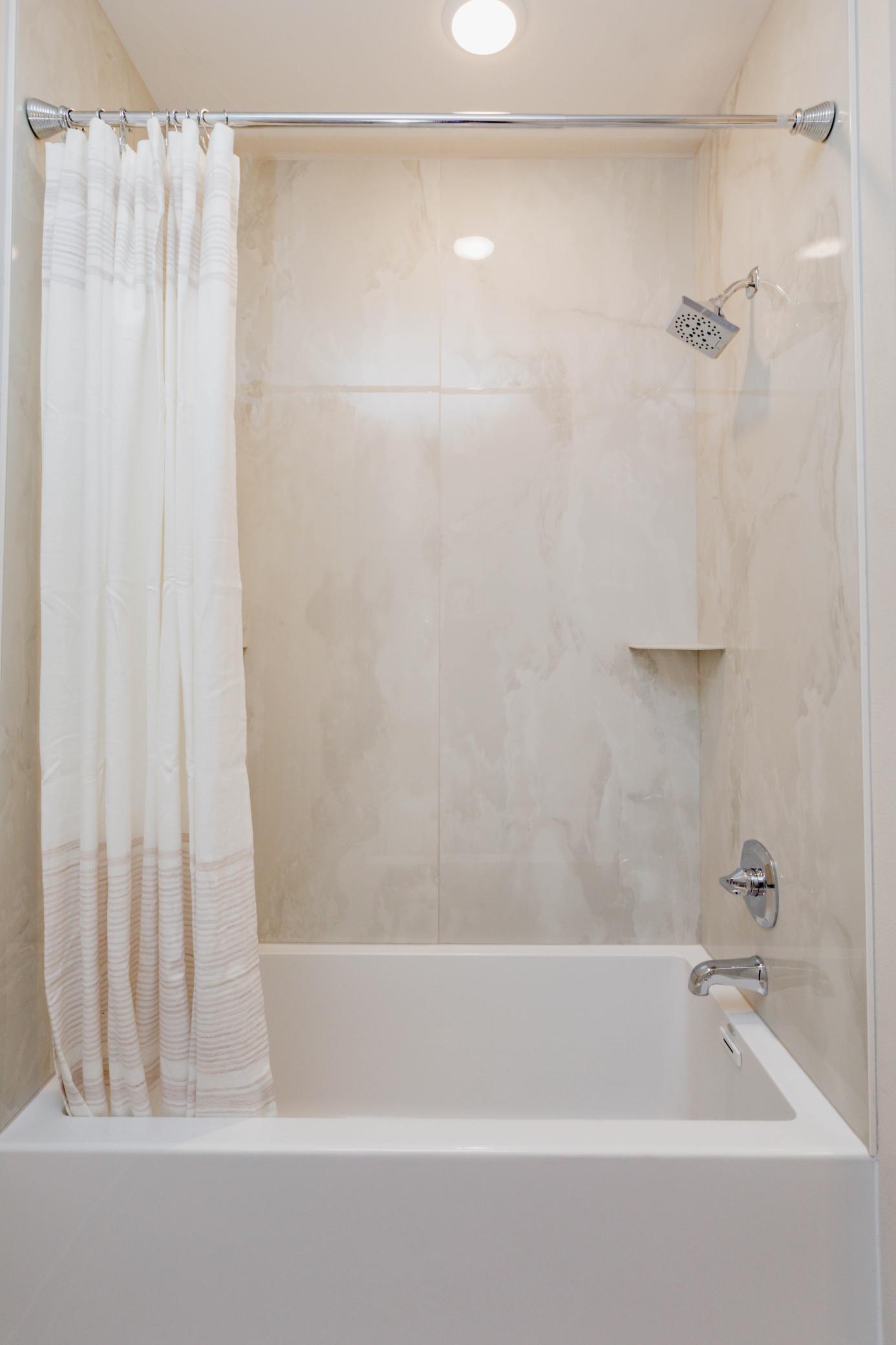 2023 condo for sale at 300 Main Avenue, Unit 702 in Fargo, ND — 3 bed, 2 bath (photo 20 of 41)