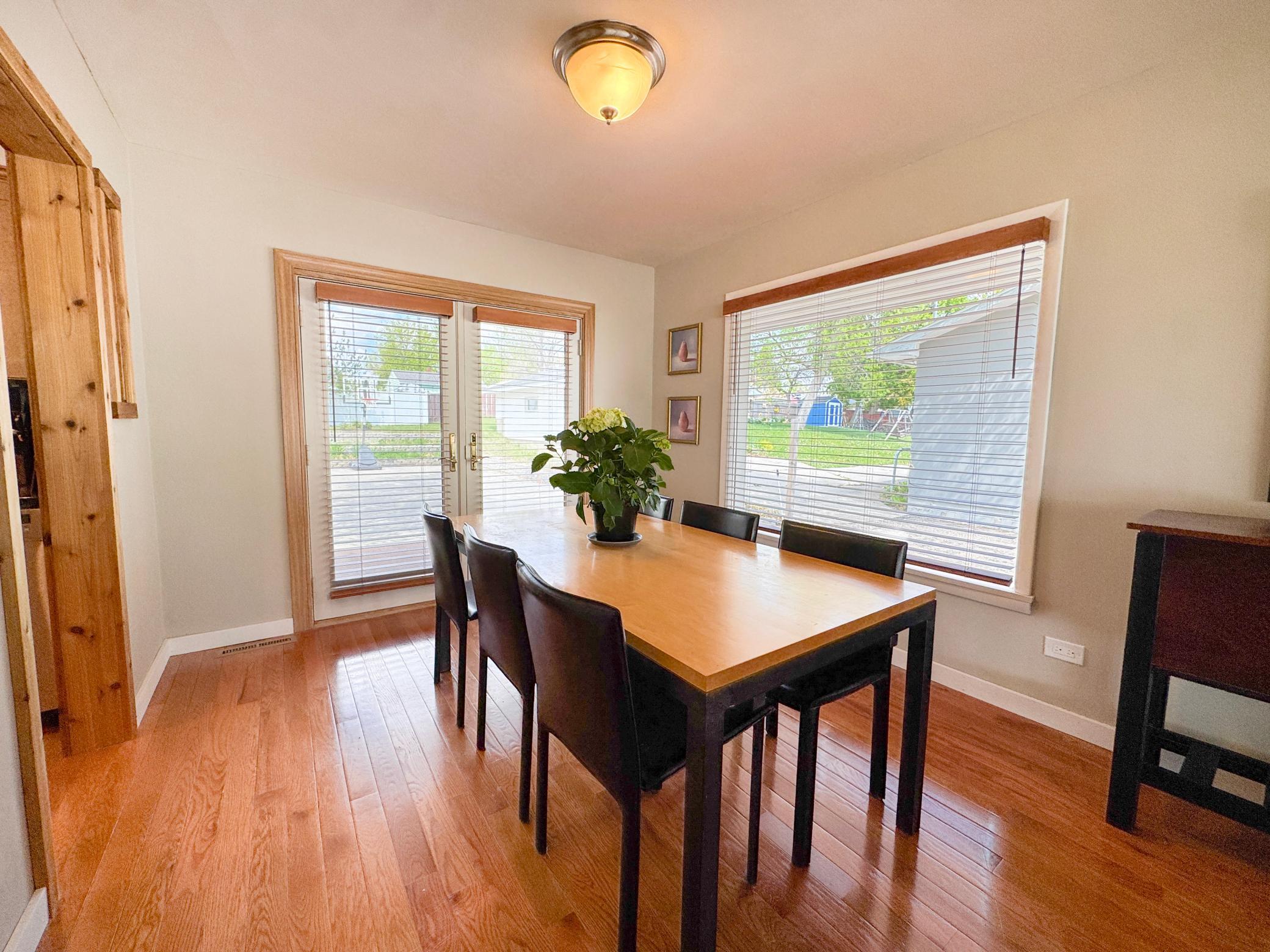 1953 single family home for sale at 1020 W Lincoln Avenue in Fergus Falls, MN — 5 bed, 2 bath (photo 11 of 39)