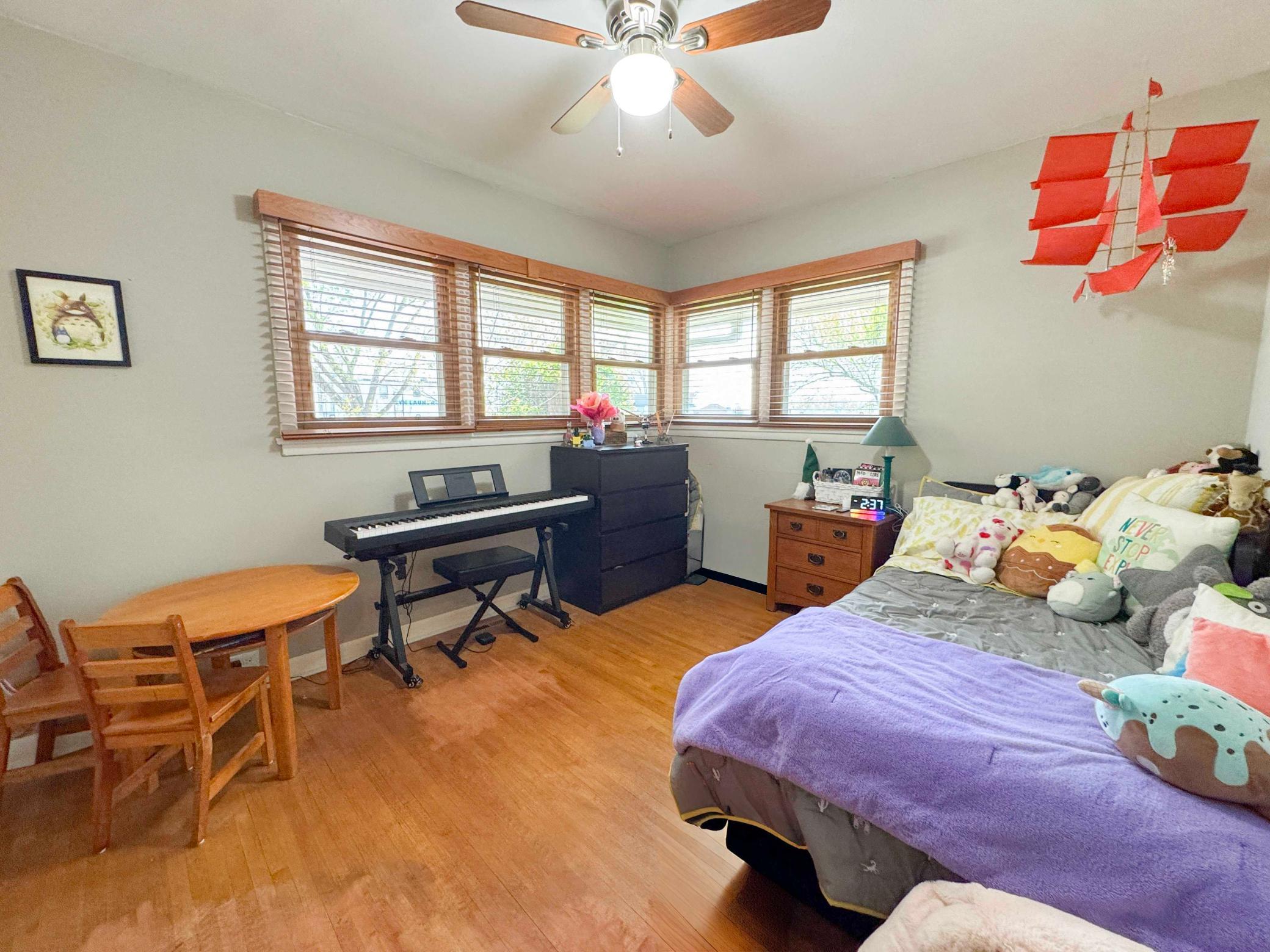 1953 single family home for sale at 1020 W Lincoln Avenue in Fergus Falls, MN — 5 bed, 2 bath (photo 14 of 39)