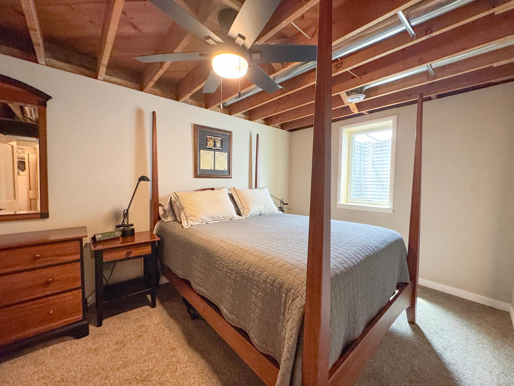 1953 single family home for sale at 1020 W Lincoln Avenue in Fergus Falls, MN — 5 bed, 2 bath (photo 22 of 39)