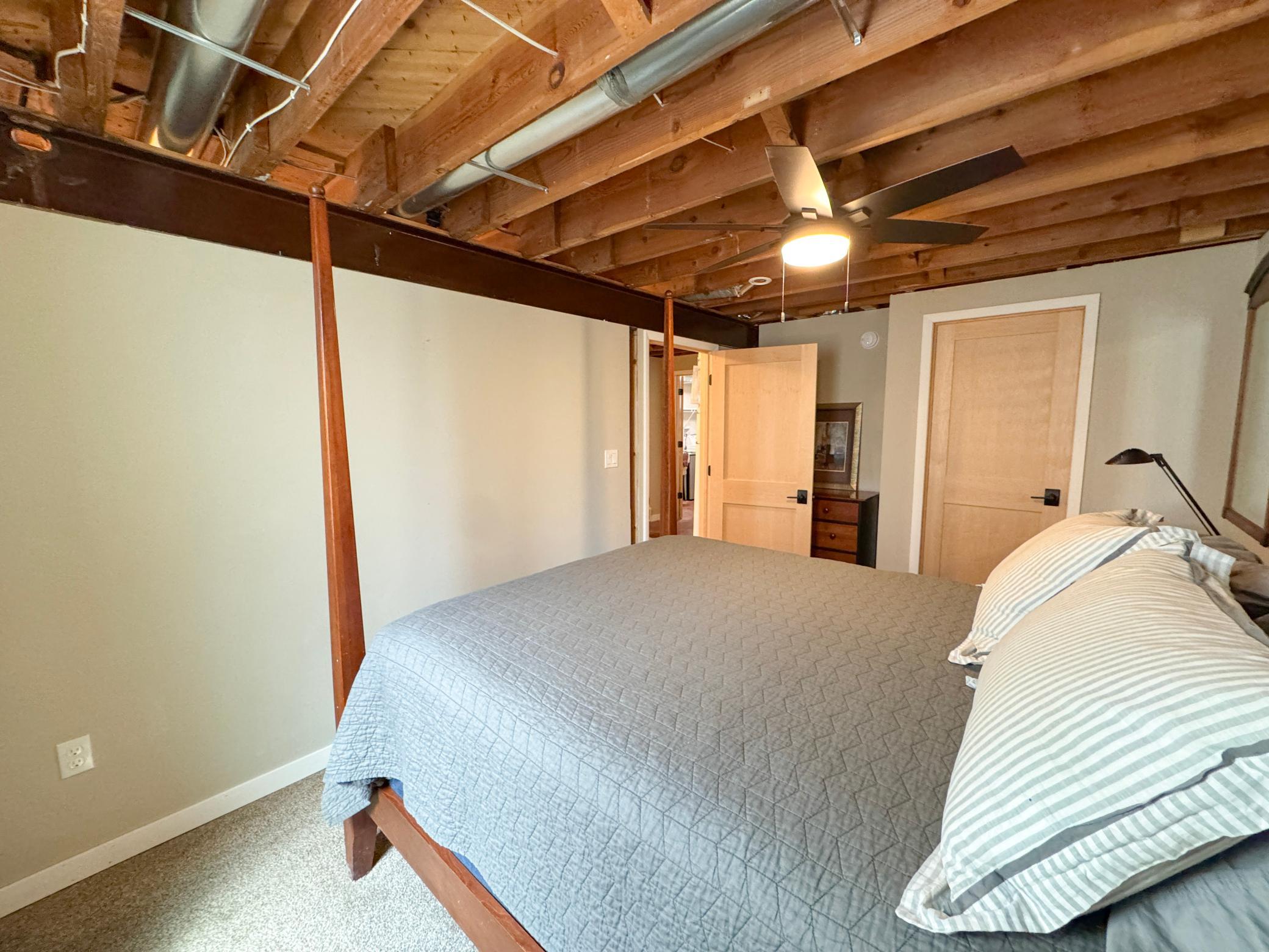 1953 single family home for sale at 1020 W Lincoln Avenue in Fergus Falls, MN — 5 bed, 2 bath (photo 23 of 39)