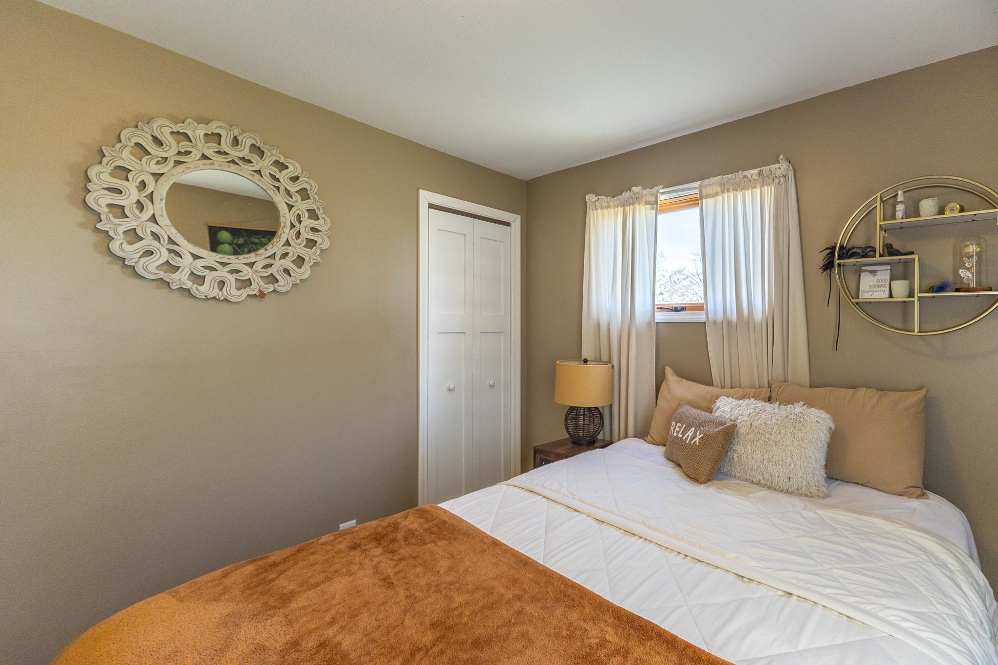 1920 single family home for sale at 412 Grant Avenue SE in Bemidji, MN — 3 bed, 1 bath (photo 22 of 40)