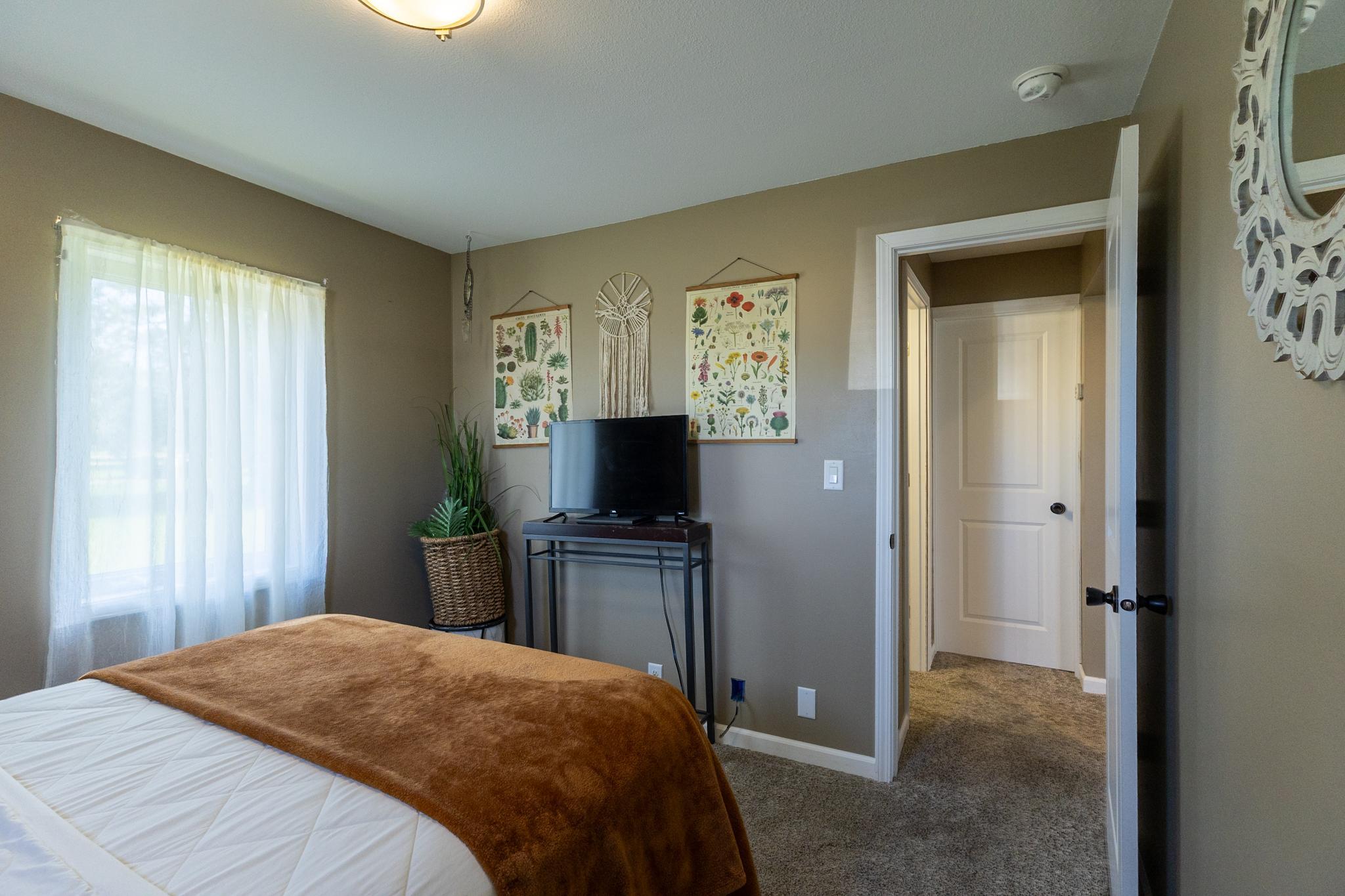 1920 single family home for sale at 412 Grant Avenue SE in Bemidji, MN — 3 bed, 1 bath (photo 23 of 40)