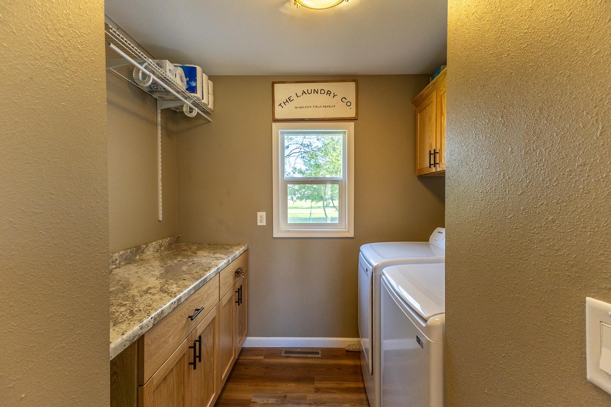 1920 single family home for sale at 412 Grant Avenue SE in Bemidji, MN — 3 bed, 1 bath (photo 6 of 40)