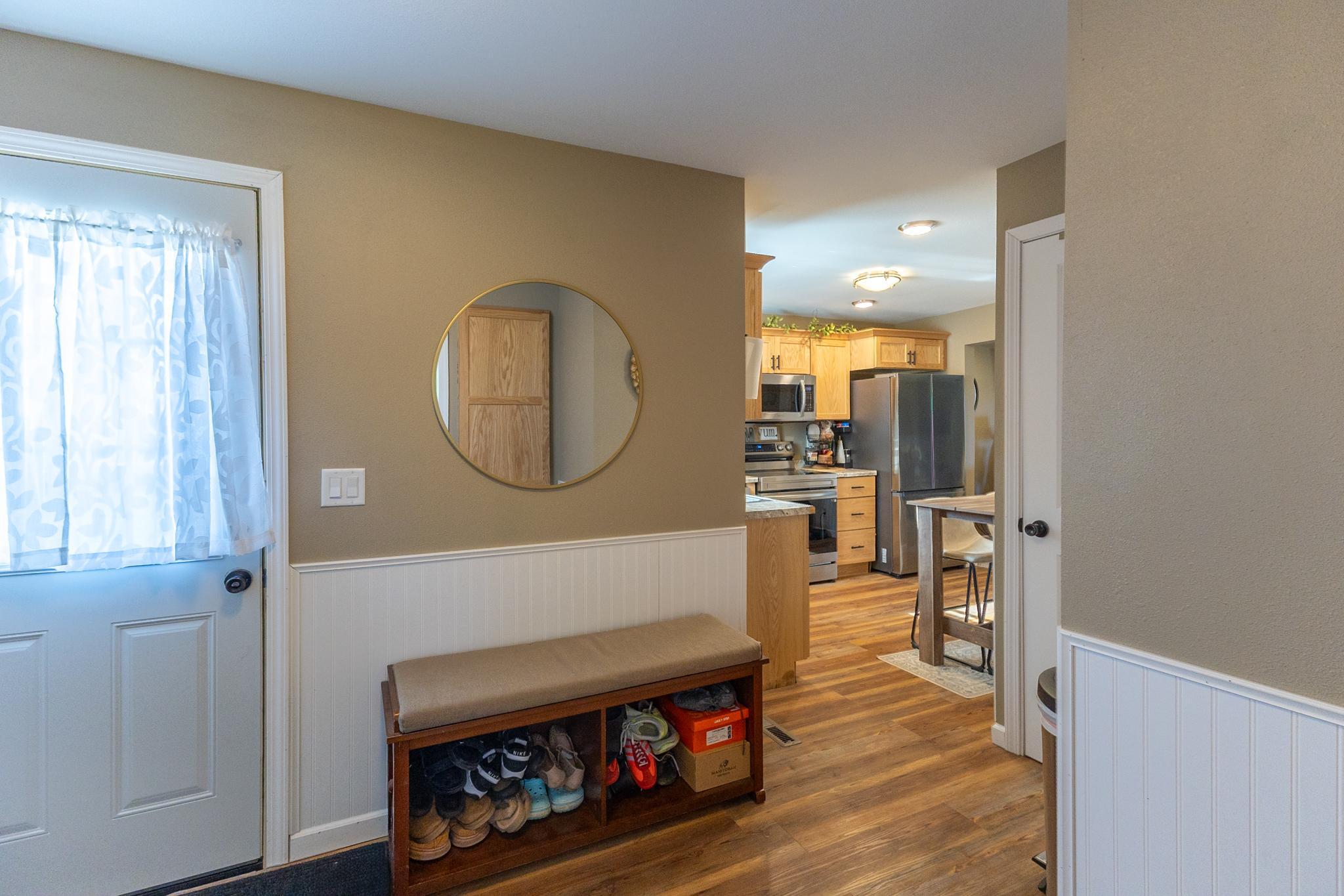 1920 single family home for sale at 412 Grant Avenue SE in Bemidji, MN — 3 bed, 1 bath (photo 9 of 40)