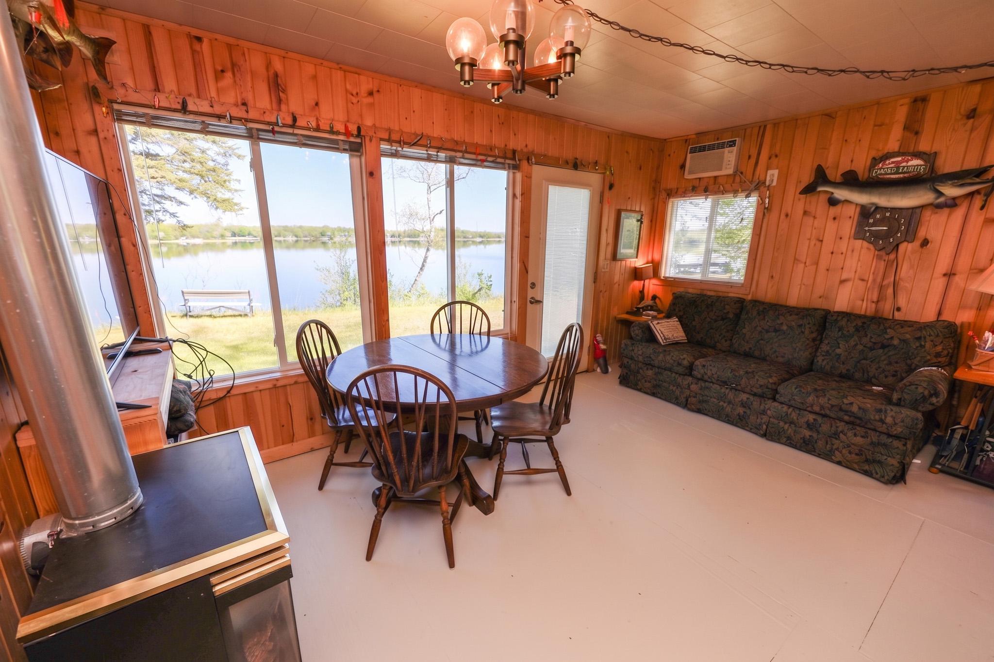 1970 single family home for sale at 7687 Lindgren Way SW in Alexandria, MN — 5 bed, 3 bath (photo 13 of 64)
