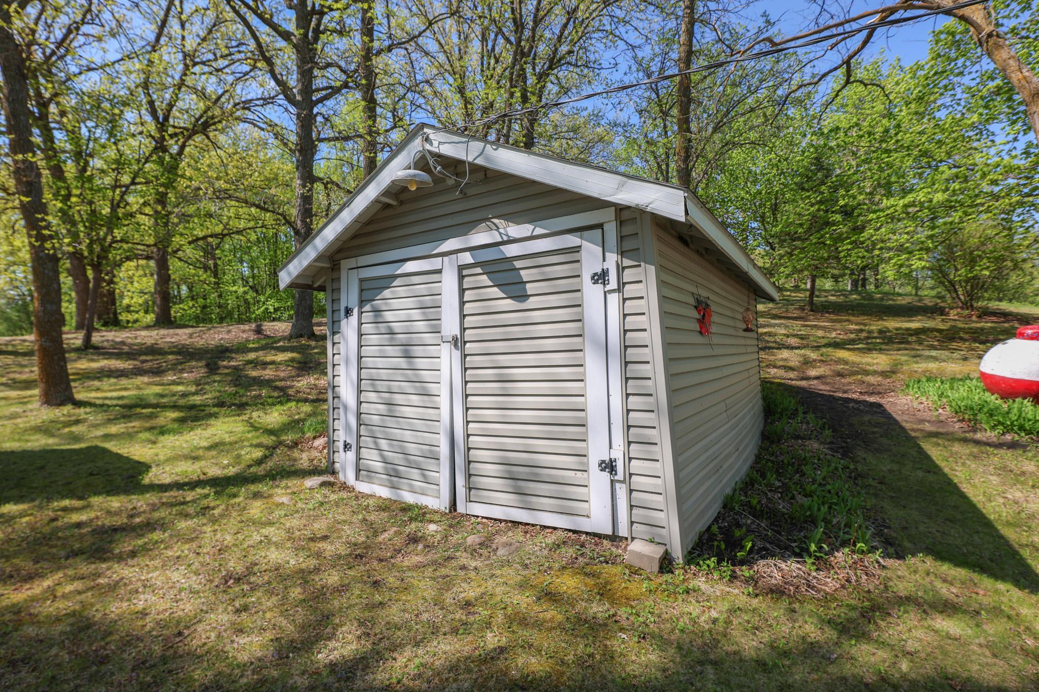 1970 single family home for sale at 7687 Lindgren Way SW in Alexandria, MN — 5 bed, 3 bath (photo 49 of 64)