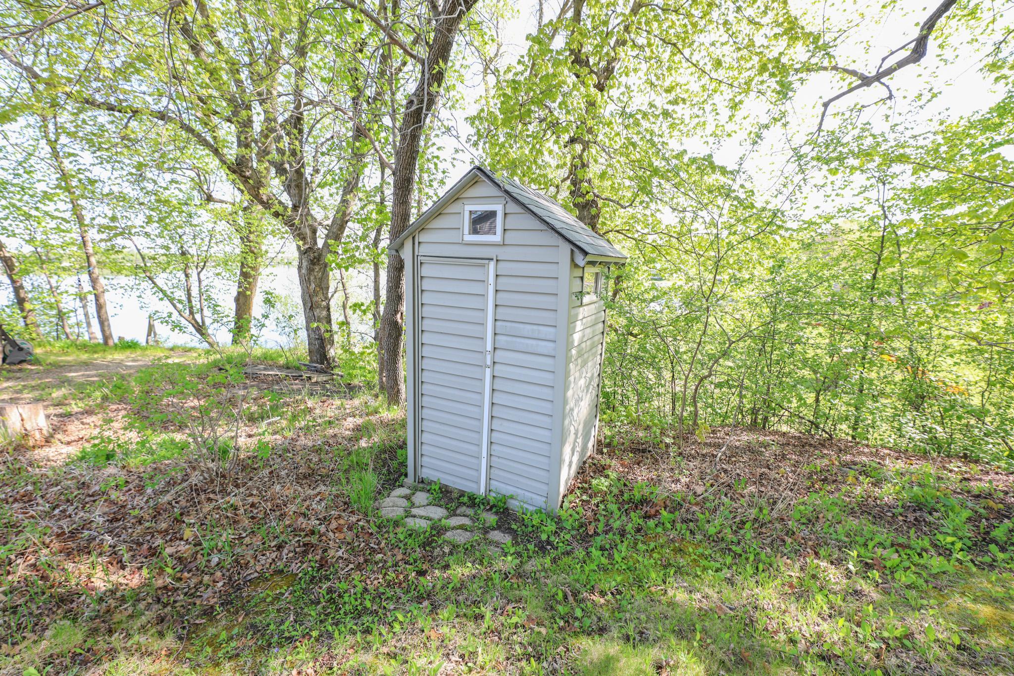 1970 single family home for sale at 7687 Lindgren Way SW in Alexandria, MN — 5 bed, 3 bath (photo 52 of 64)