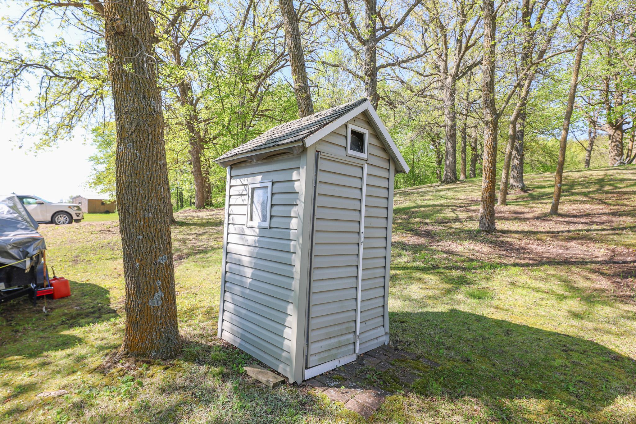1970 single family home for sale at 7687 Lindgren Way SW in Alexandria, MN — 5 bed, 3 bath (photo 55 of 64)
