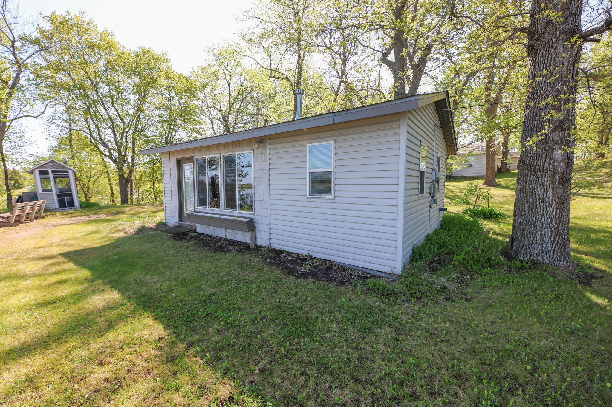 1970 single family home for sale at 7687 Lindgren Way SW in Alexandria, MN — 5 bed, 3 bath (photo 10 of 64)