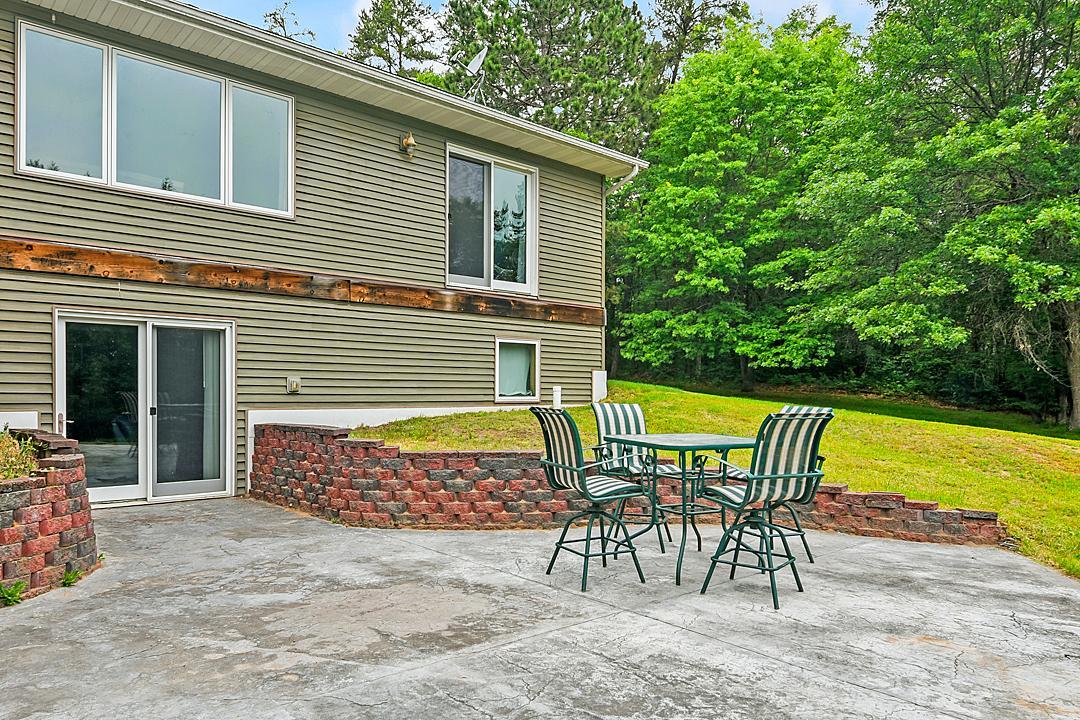 2006 single family home for sale at 11672 147th Avenue in Menahga, MN — 4 bed, 3 bath (photo 40 of 59)