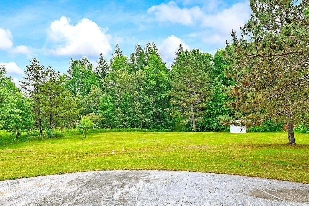 2006 single family home for sale at 11672 147th Avenue in Menahga, MN — 4 bed, 3 bath (photo 42 of 59)