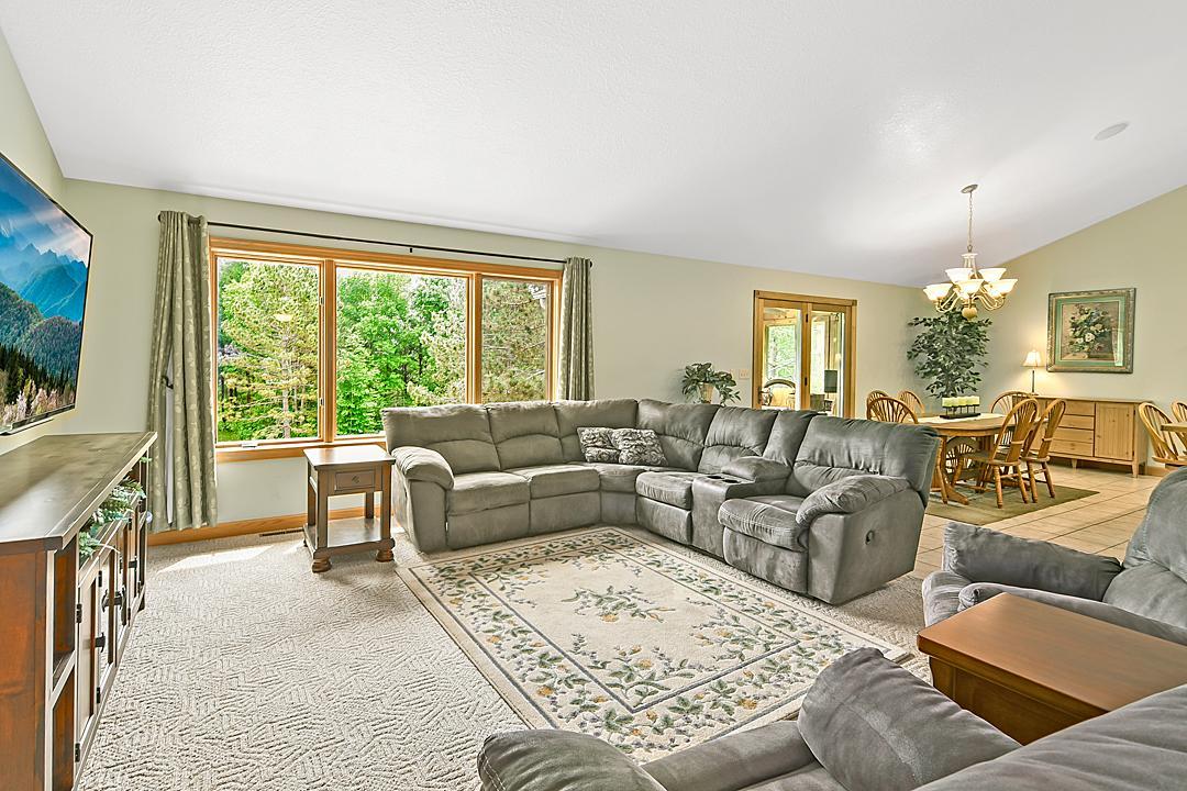 2006 single family home for sale at 11672 147th Avenue in Menahga, MN — 4 bed, 3 bath (photo 8 of 59)