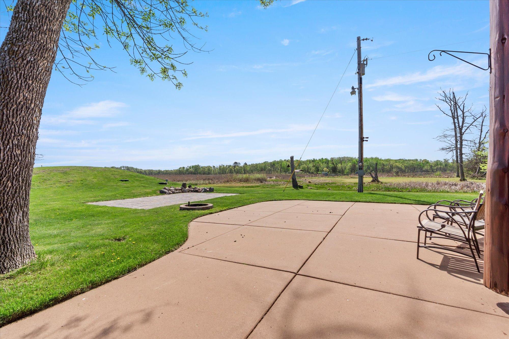2002 single family home for sale at 33754 Pineview Lane in Crosslake, MN — 4 bed, 2 bath (photo 31 of 50)