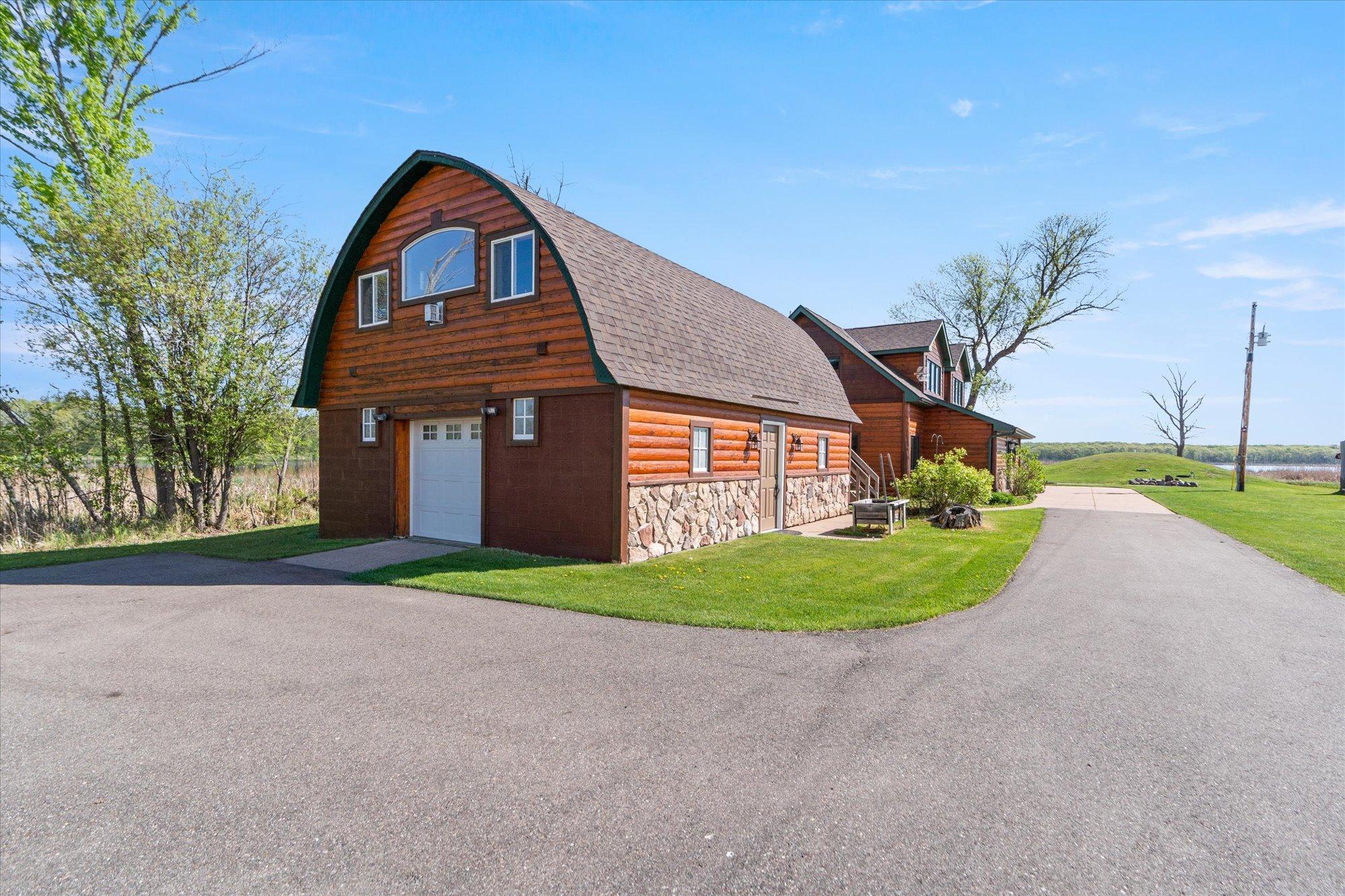 2002 single family home for sale at 33754 Pineview Lane in Crosslake, MN — 4 bed, 2 bath (photo 42 of 50)
