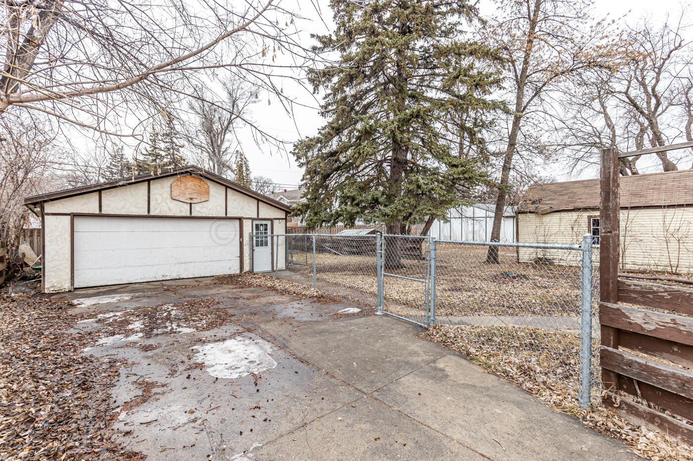 1454 10TH Street N, Fargo ND 58102 - Photo 43 of 44