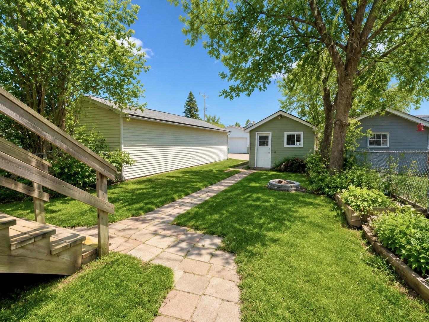 310 2nd Street, Nashwauk MN 55769 - Photo 2 of 16