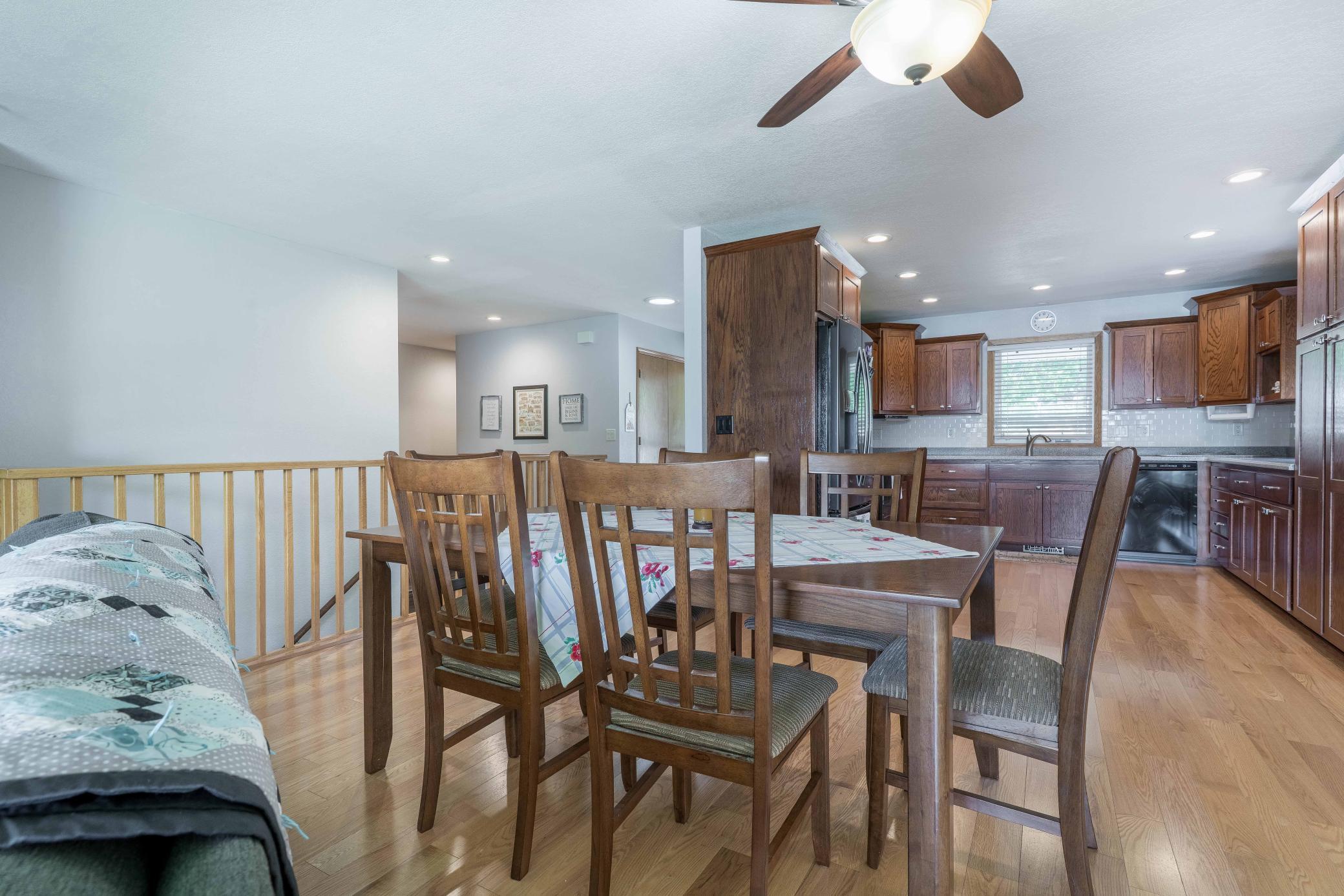 1993 single family home for sale at 124 Bethesda Street NW in Alexandria, MN — 3 bed, 2 bath (photo 14 of 63)