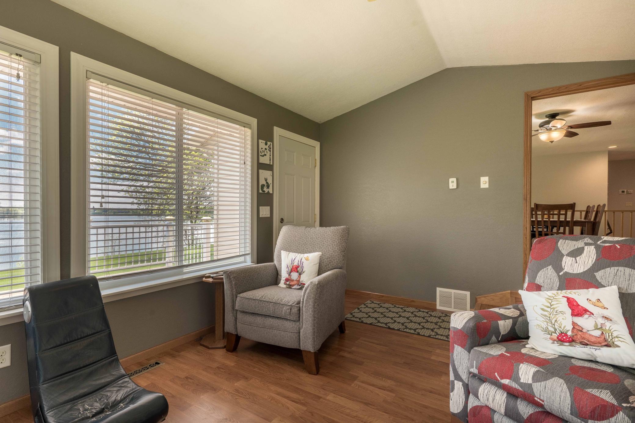 1993 single family home for sale at 124 Bethesda Street NW in Alexandria, MN — 3 bed, 2 bath (photo 25 of 63)