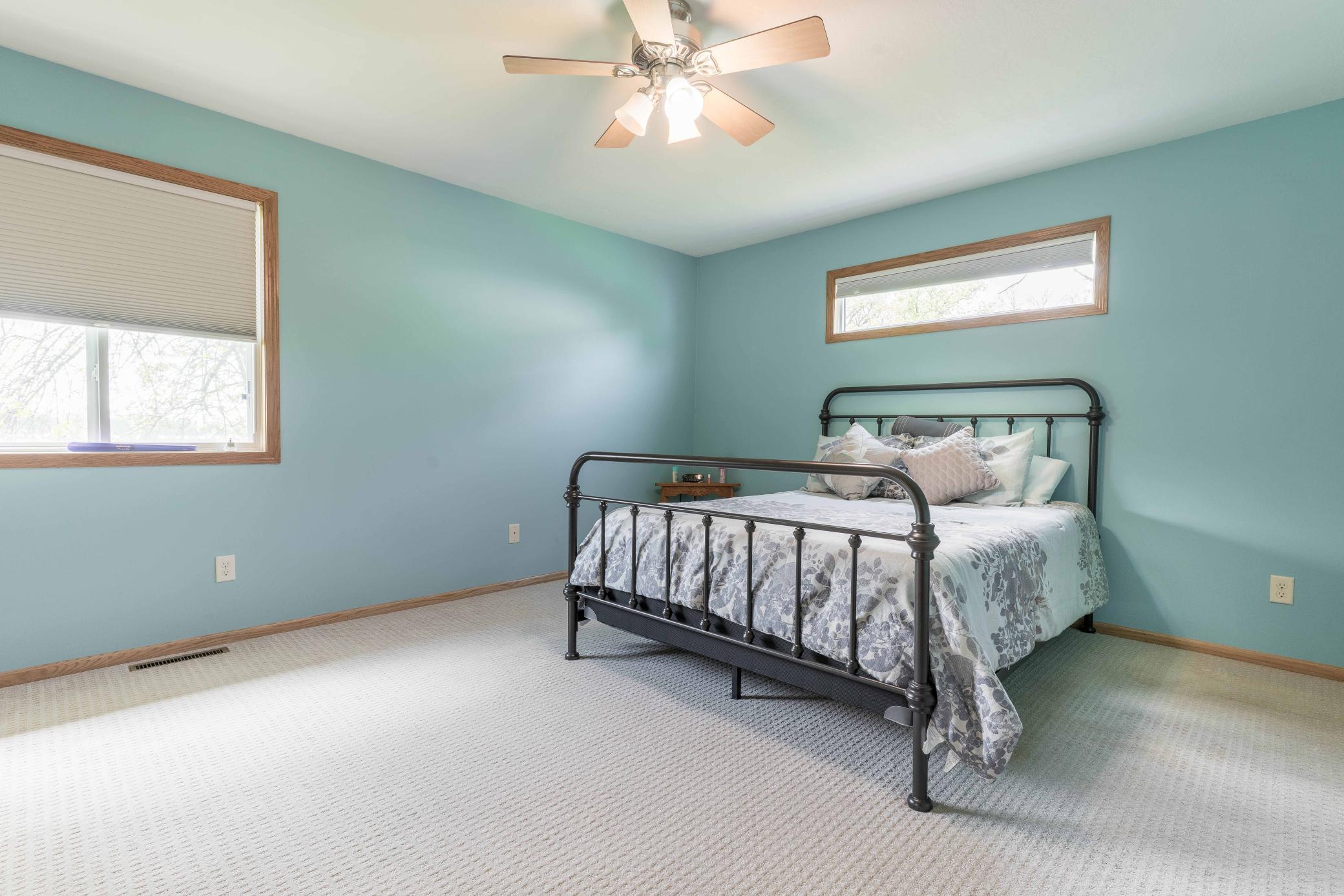 1993 single family home for sale at 124 Bethesda Street NW in Alexandria, MN — 3 bed, 2 bath (photo 26 of 63)