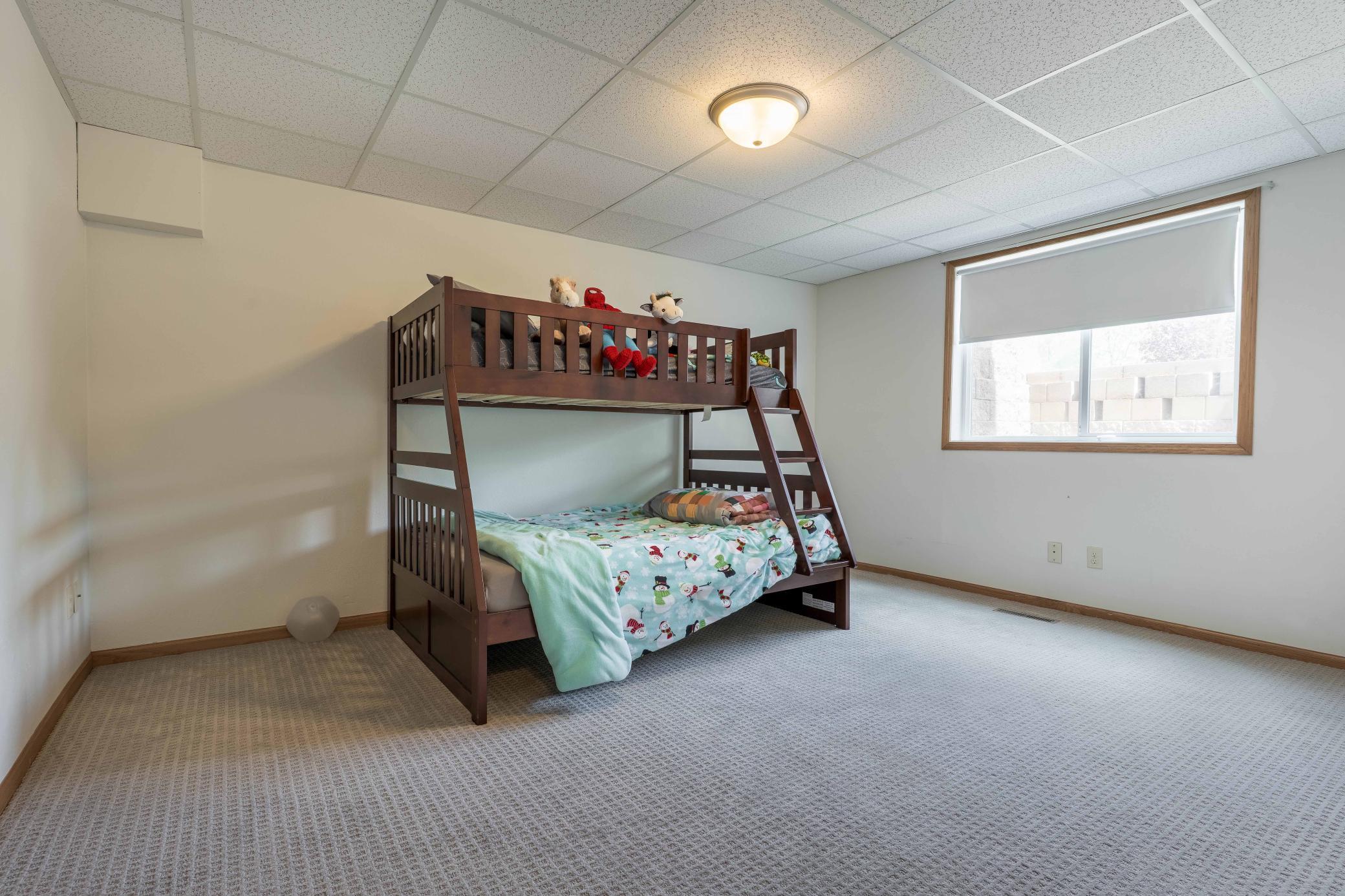 1993 single family home for sale at 124 Bethesda Street NW in Alexandria, MN — 3 bed, 2 bath (photo 36 of 63)