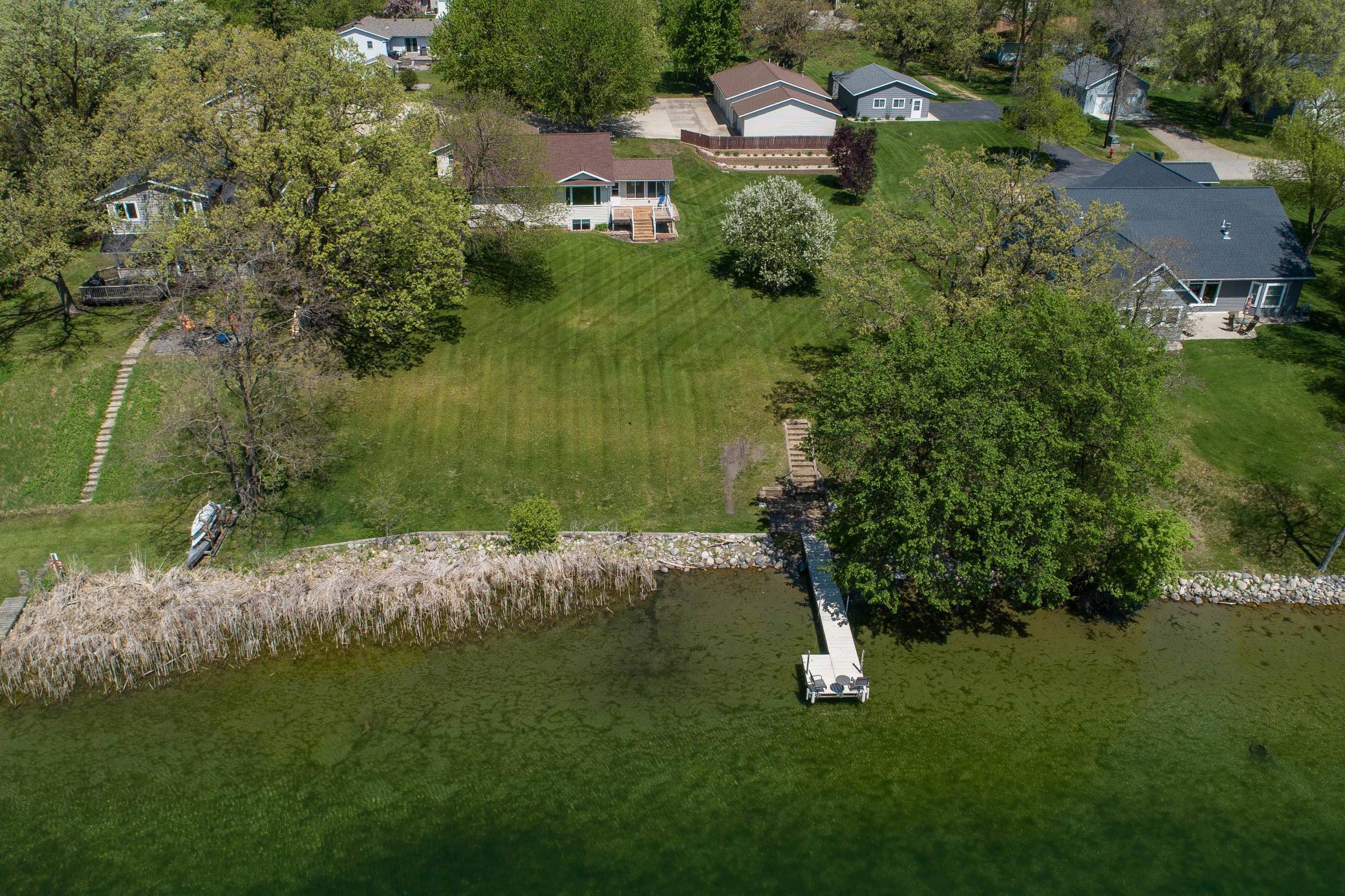 1993 single family home for sale at 124 Bethesda Street NW in Alexandria, MN — 3 bed, 2 bath (photo 6 of 63)