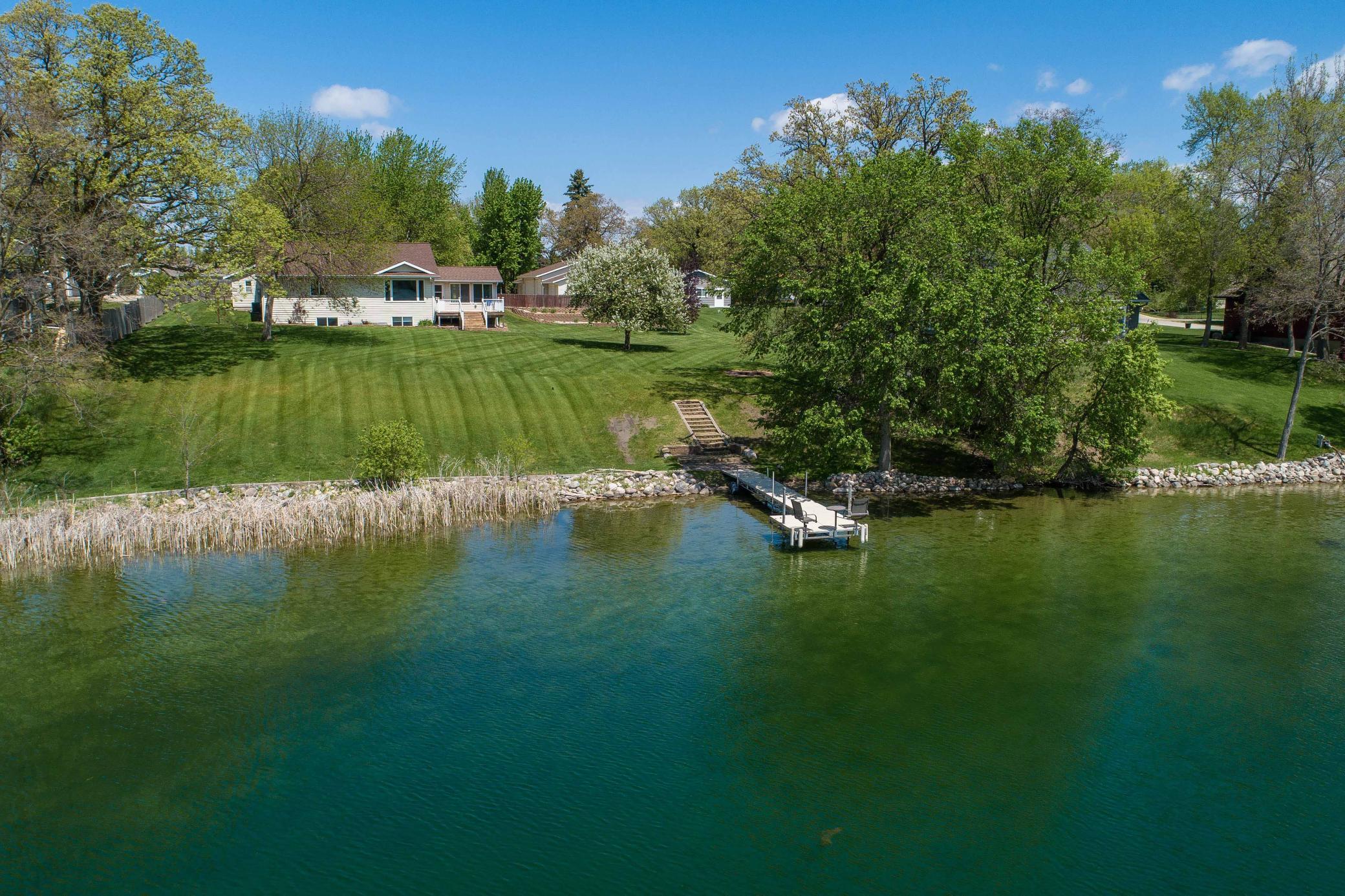 1993 single family home for sale at 124 Bethesda Street NW in Alexandria, MN — 3 bed, 2 bath