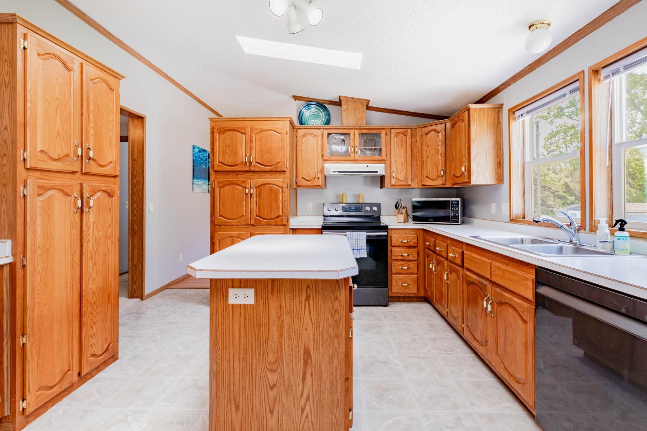 50468 County Highway 9, Pelican Rapids MN 56572 - Photo 13 of 52