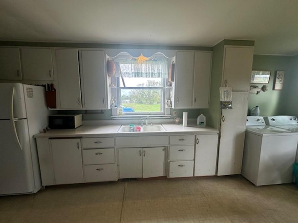 1915 single family home for sale at 42961 165th Street in Clitherall, MN — 4 bed, 2 bath (photo 16 of 61)