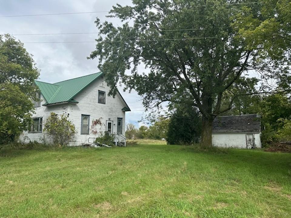 1915 single family home for sale at 42961 165th Street in Clitherall, MN — 4 bed, 2 bath (photo 10 of 61)