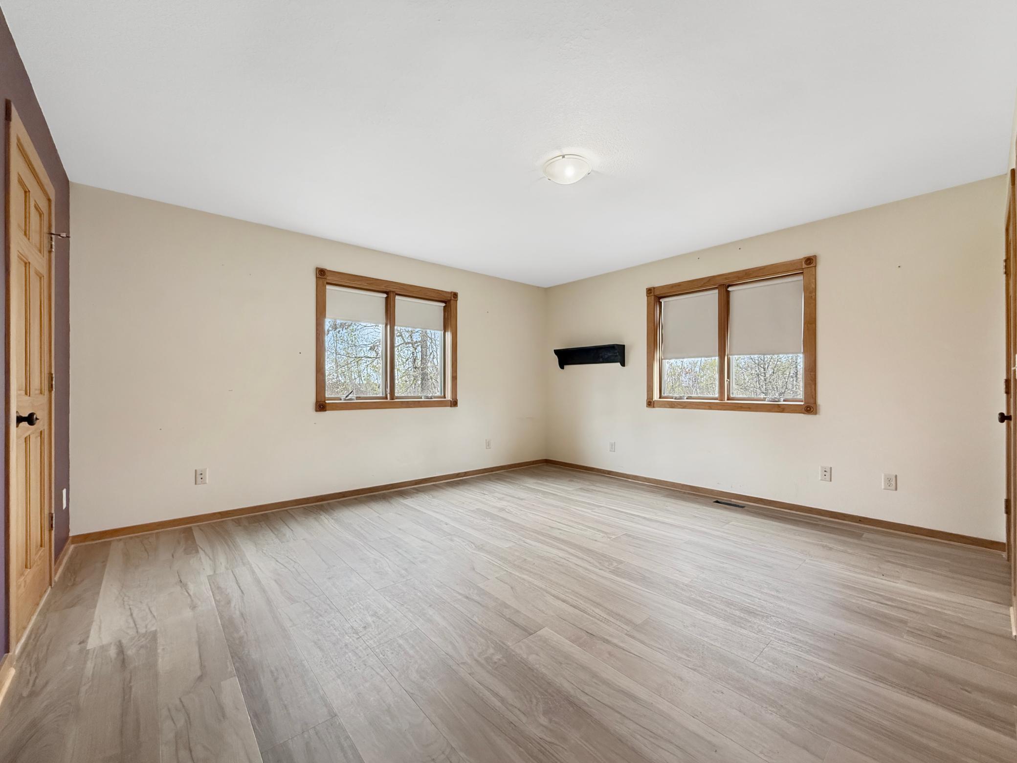 2009 single family home for sale at 3249 Woodland Hills Drive SE in Bemidji, MN — 4 bed, 3 bath (photo 12 of 24)