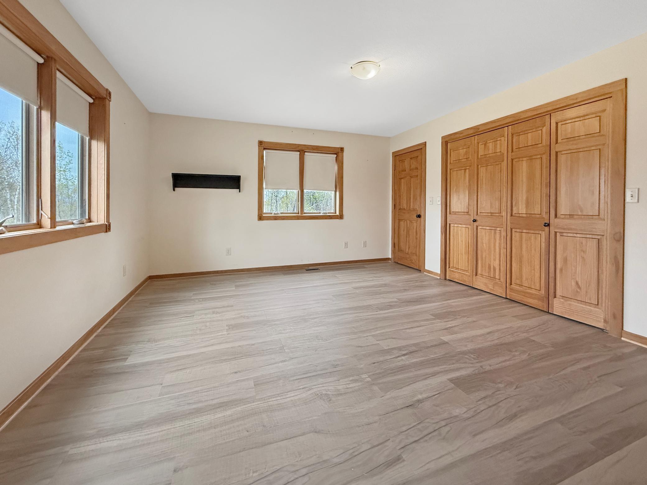 2009 single family home for sale at 3249 Woodland Hills Drive SE in Bemidji, MN — 4 bed, 3 bath (photo 13 of 24)