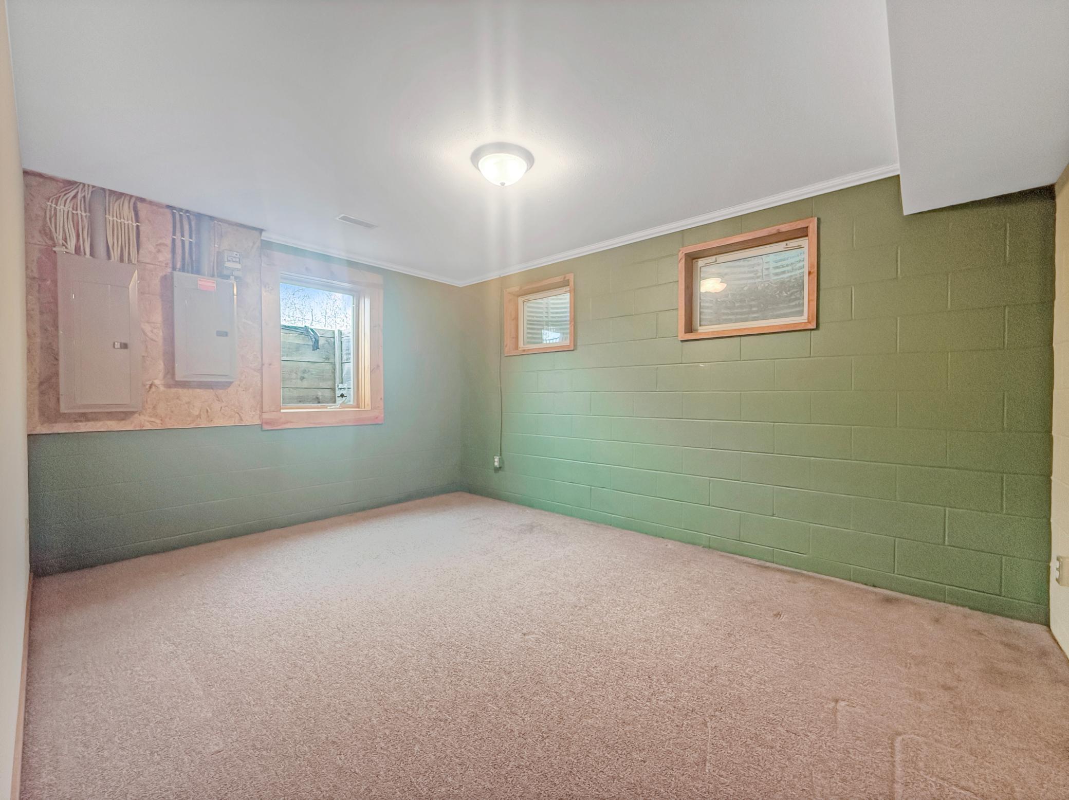2009 single family home for sale at 3249 Woodland Hills Drive SE in Bemidji, MN — 4 bed, 3 bath (photo 17 of 24)