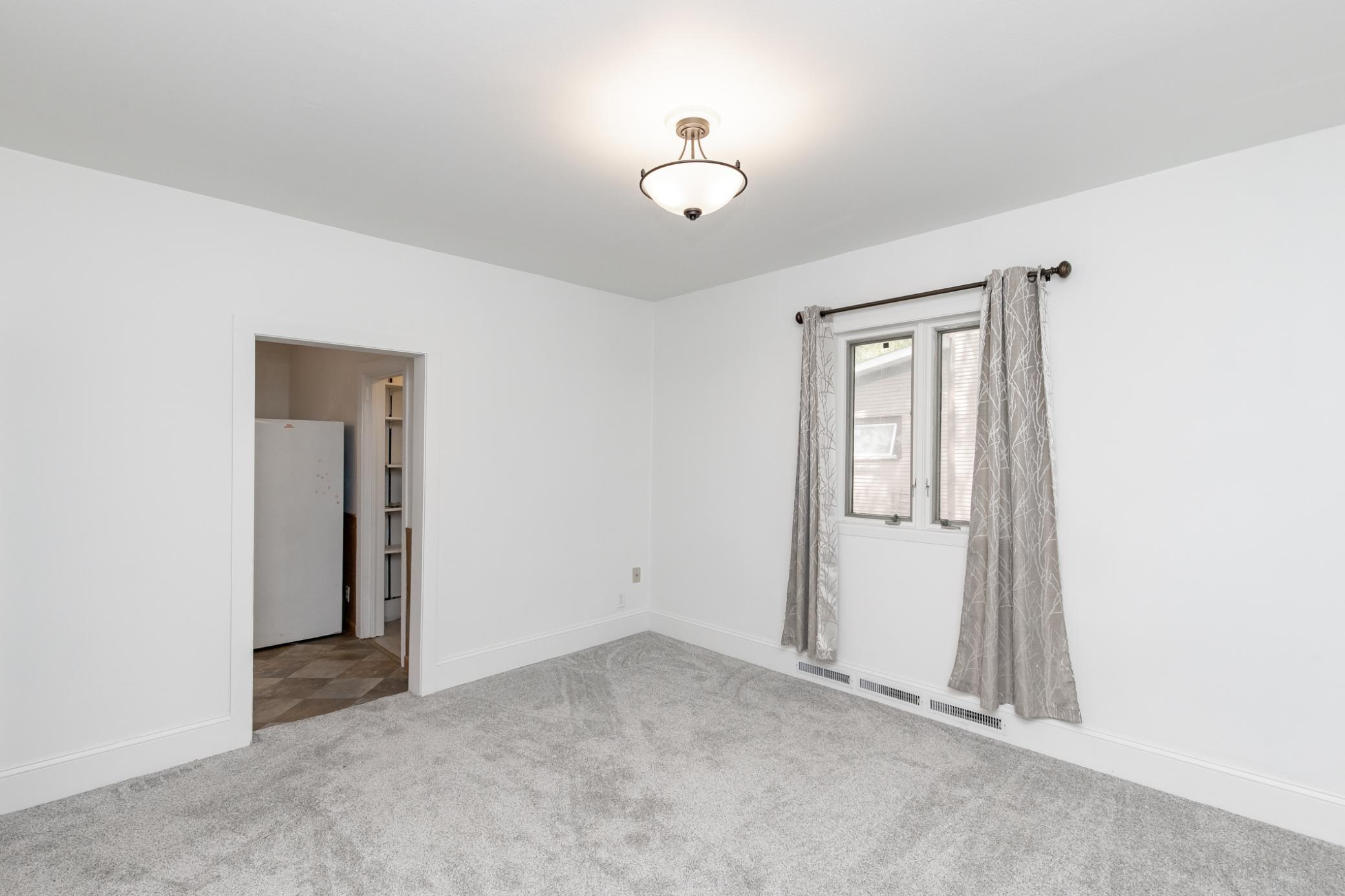 601 10th Street S, Fargo ND 58103 - Photo 11 of 44