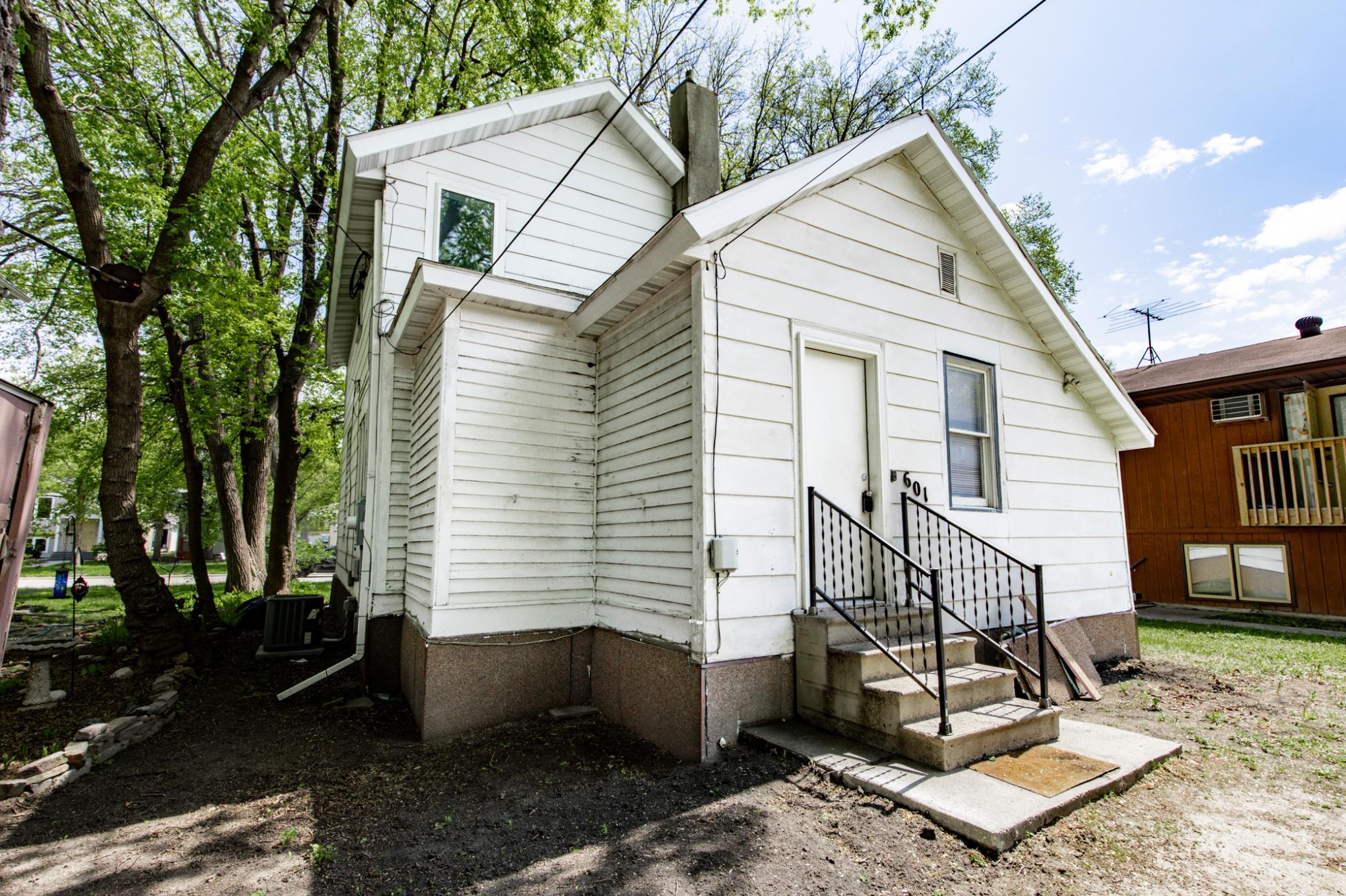 601 10th Street S, Fargo ND 58103 - Photo 42 of 44