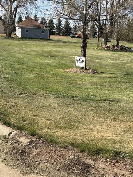 1940 land for sale at 313 W 2nd Avenue in Regent, ND (photo 4 of 4)