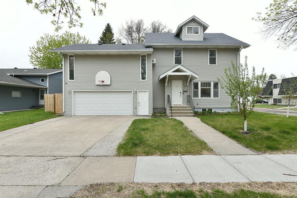 Open house at 1533 16th S Street, Fargo